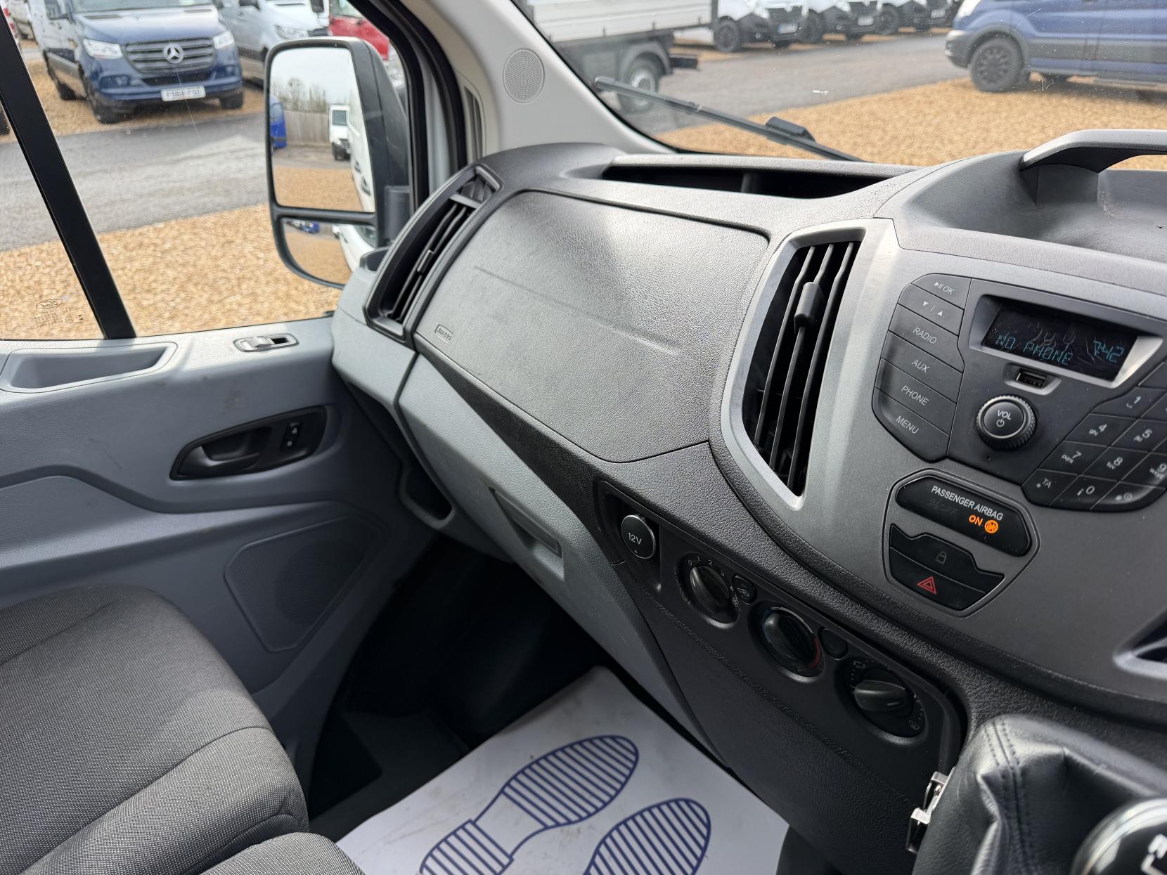 Ford Transit 2.2 TDCi 350 Panel Van 5dr Diesel Manual RWD L2 H3 Euro 5 (155 ps)