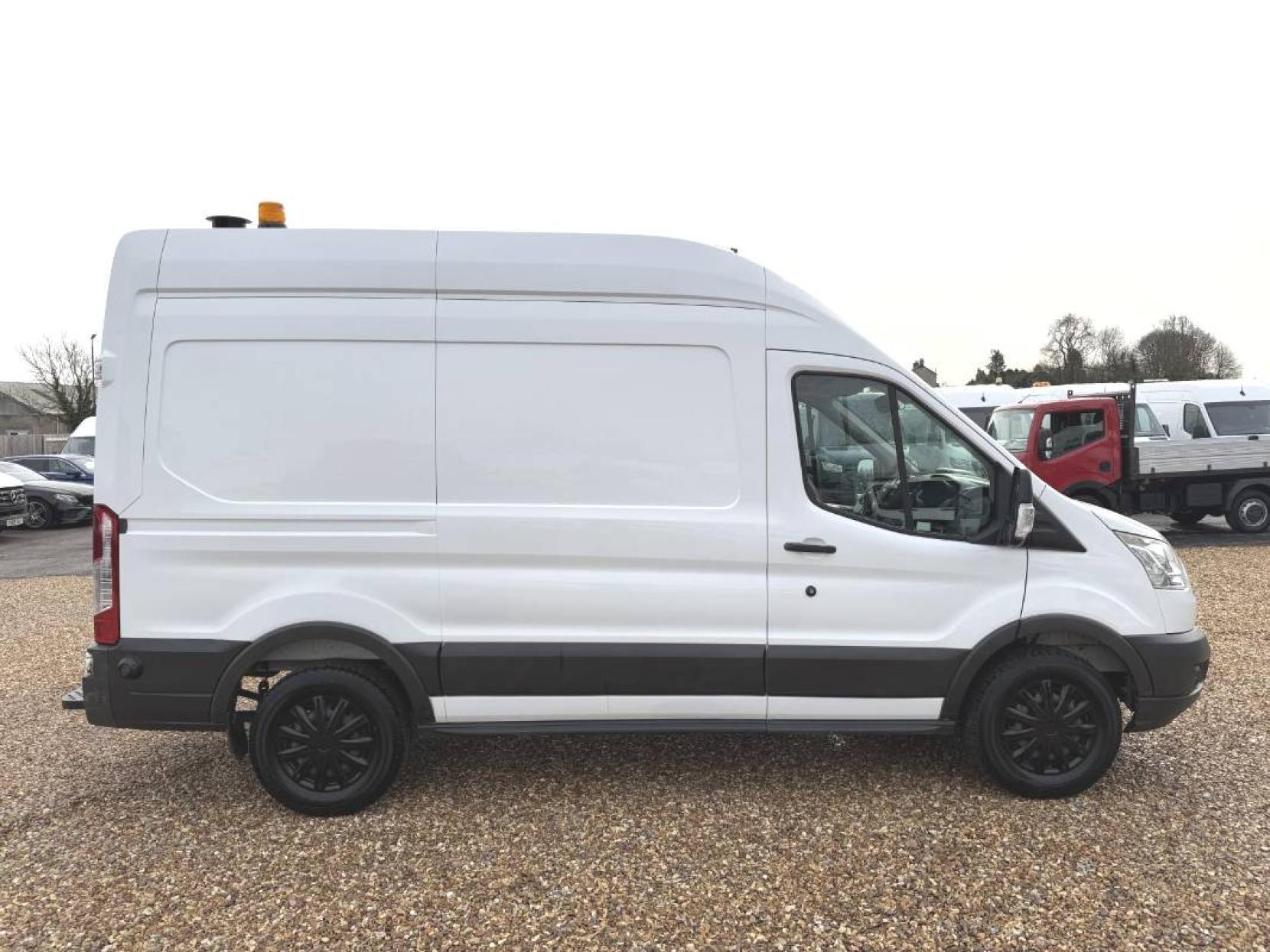 Ford Transit 2.2 TDCi 350 Panel Van 5dr Diesel Manual RWD L2 H3 Euro 5 (155 ps)