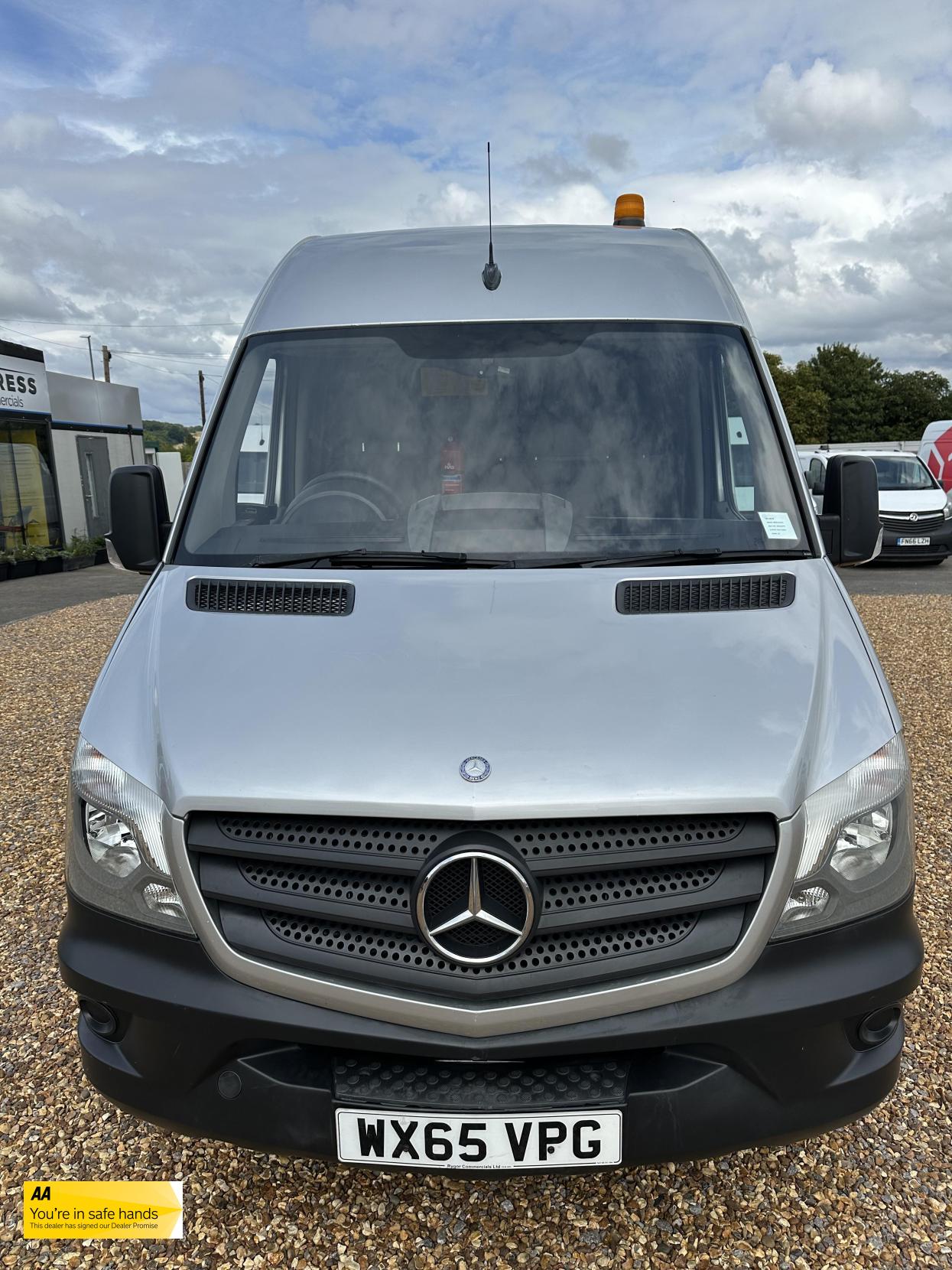Mercedes-Benz Sprinter 2.1 313 CDi BlueEFFICIENCY Panel Van 4dr Diesel Manual RWD L1 H3 (211 g/km, 129 bhp)