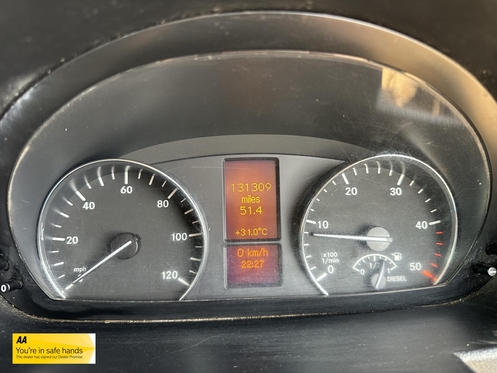 Mercedes-Benz Sprinter 2.1 313 CDi BlueEFFICIENCY Panel Van 4dr Diesel Manual RWD L1 H3 (211 g/km, 129 bhp)