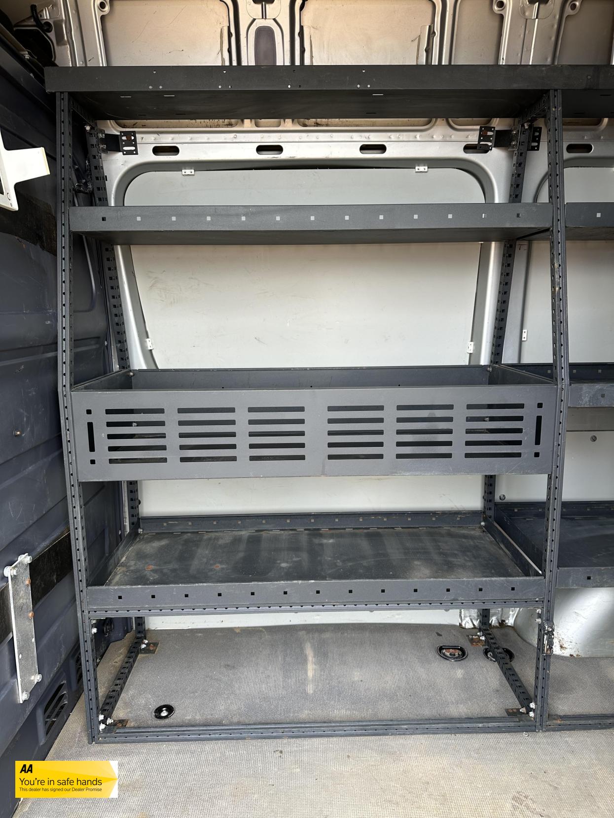 Mercedes-Benz Sprinter 2.1 313 CDi BlueEFFICIENCY Panel Van 4dr Diesel Manual RWD L1 H3 (211 g/km, 129 bhp)