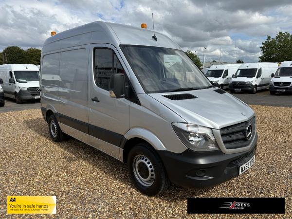 Mercedes-Benz Sprinter 2.1 313 CDi BlueEFFICIENCY Panel Van 4dr Diesel Manual RWD L1 H3 (211 g/km, 129 bhp)