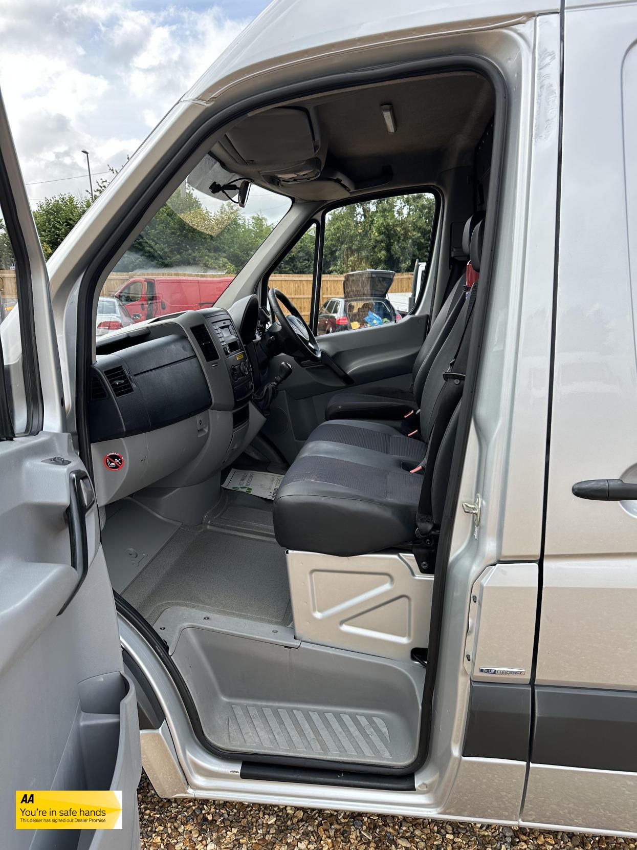 Mercedes-Benz Sprinter 2.1 313 CDi BlueEFFICIENCY Panel Van 4dr Diesel Manual RWD L1 H3 (211 g/km, 129 bhp)