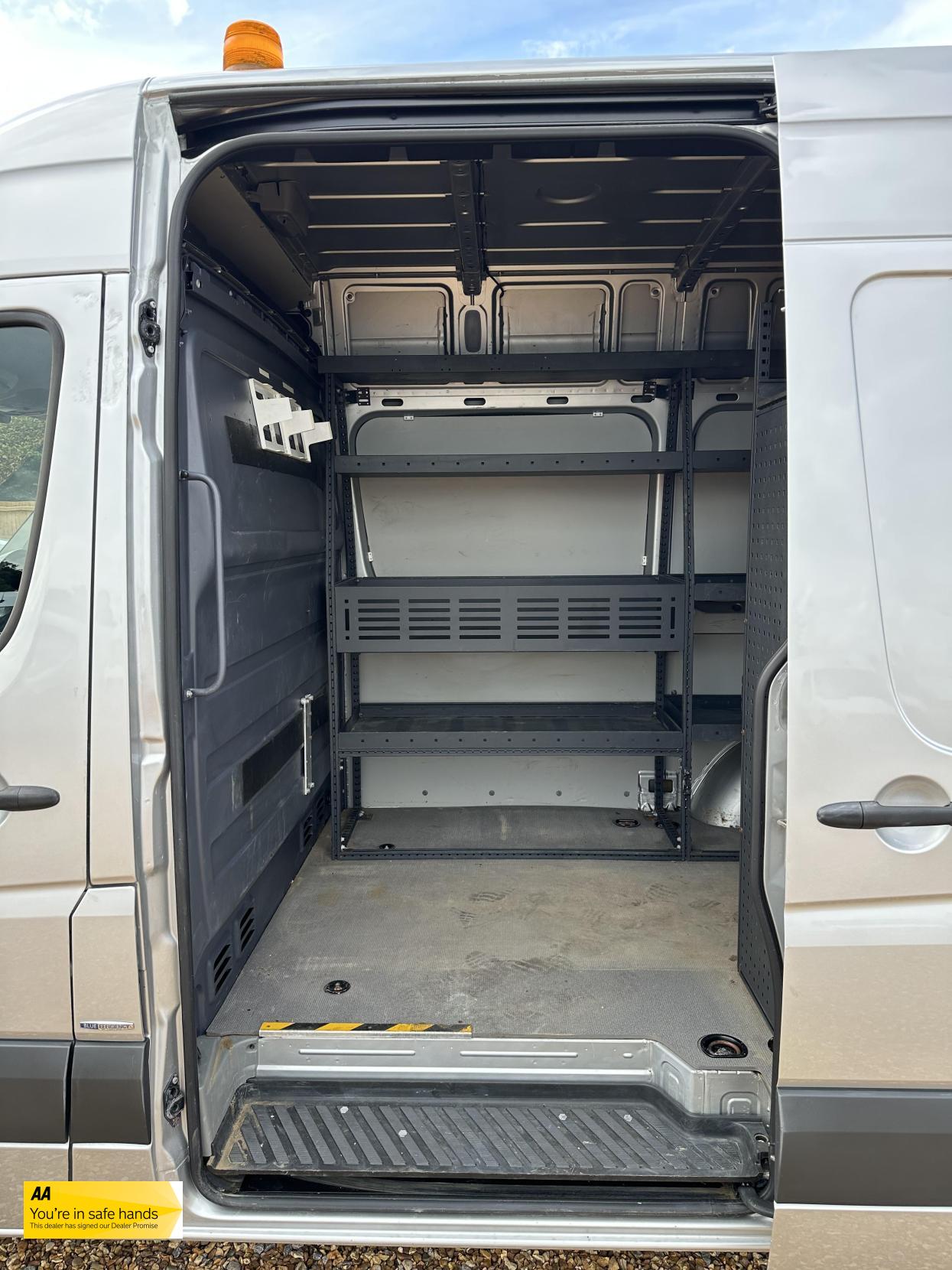 Mercedes-Benz Sprinter 2.1 313 CDi BlueEFFICIENCY Panel Van 4dr Diesel Manual RWD L1 H3 (211 g/km, 129 bhp)