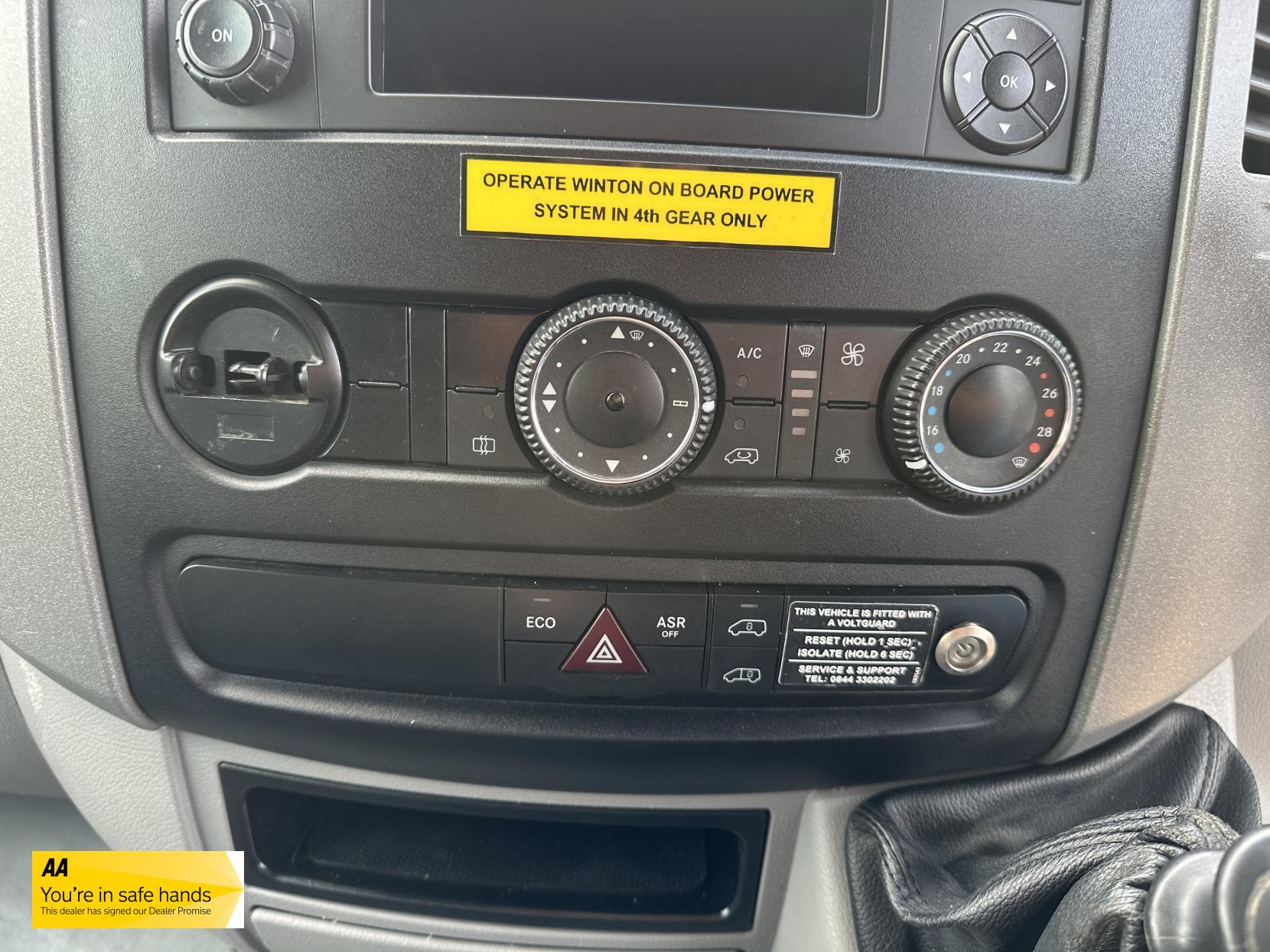 Mercedes-Benz Sprinter 2.1 313 CDi BlueEFFICIENCY Panel Van 4dr Diesel Manual RWD L1 H3 (211 g/km, 129 bhp)
