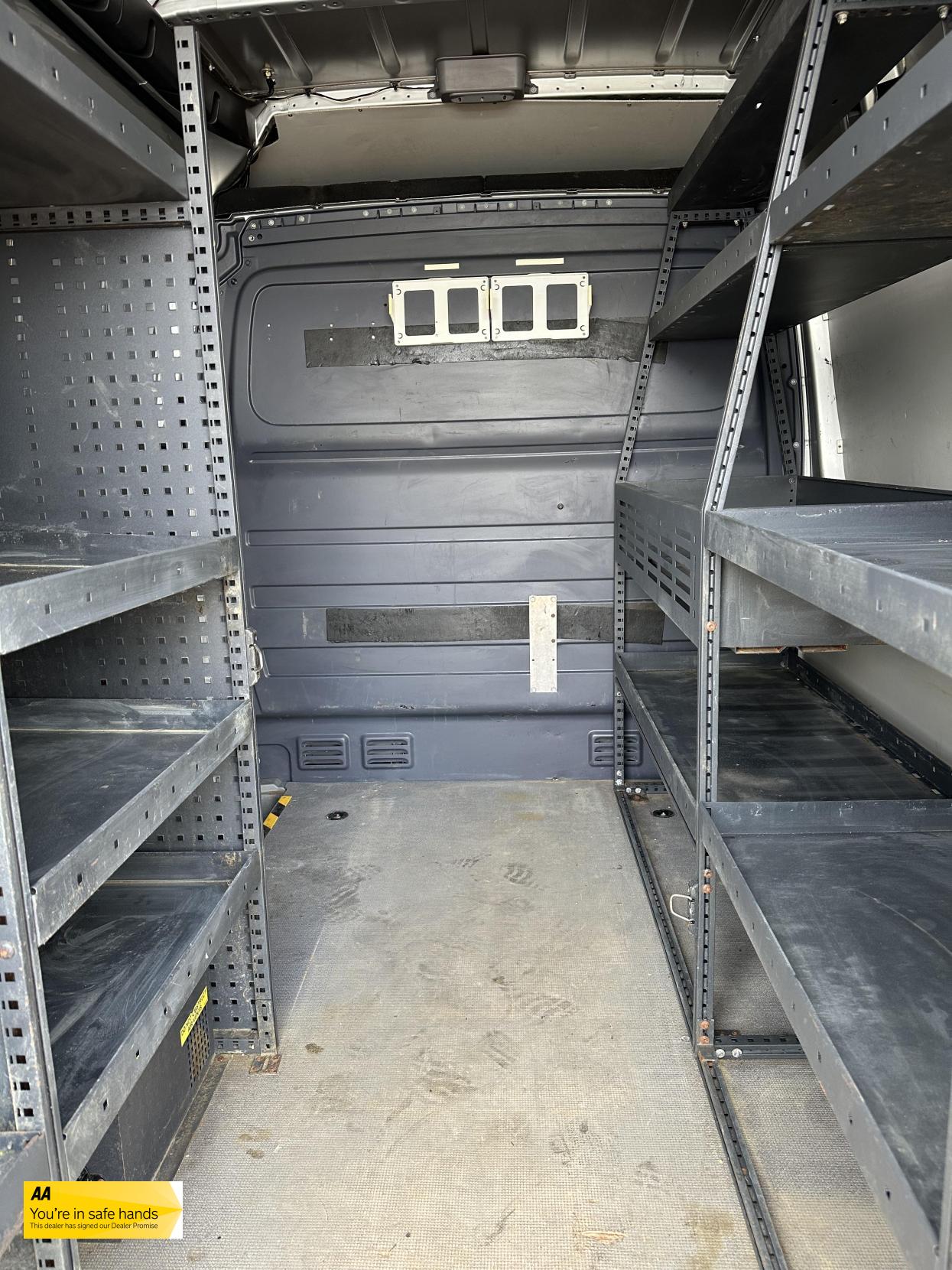 Mercedes-Benz Sprinter 2.1 313 CDi BlueEFFICIENCY Panel Van 4dr Diesel Manual RWD L1 H3 (211 g/km, 129 bhp)