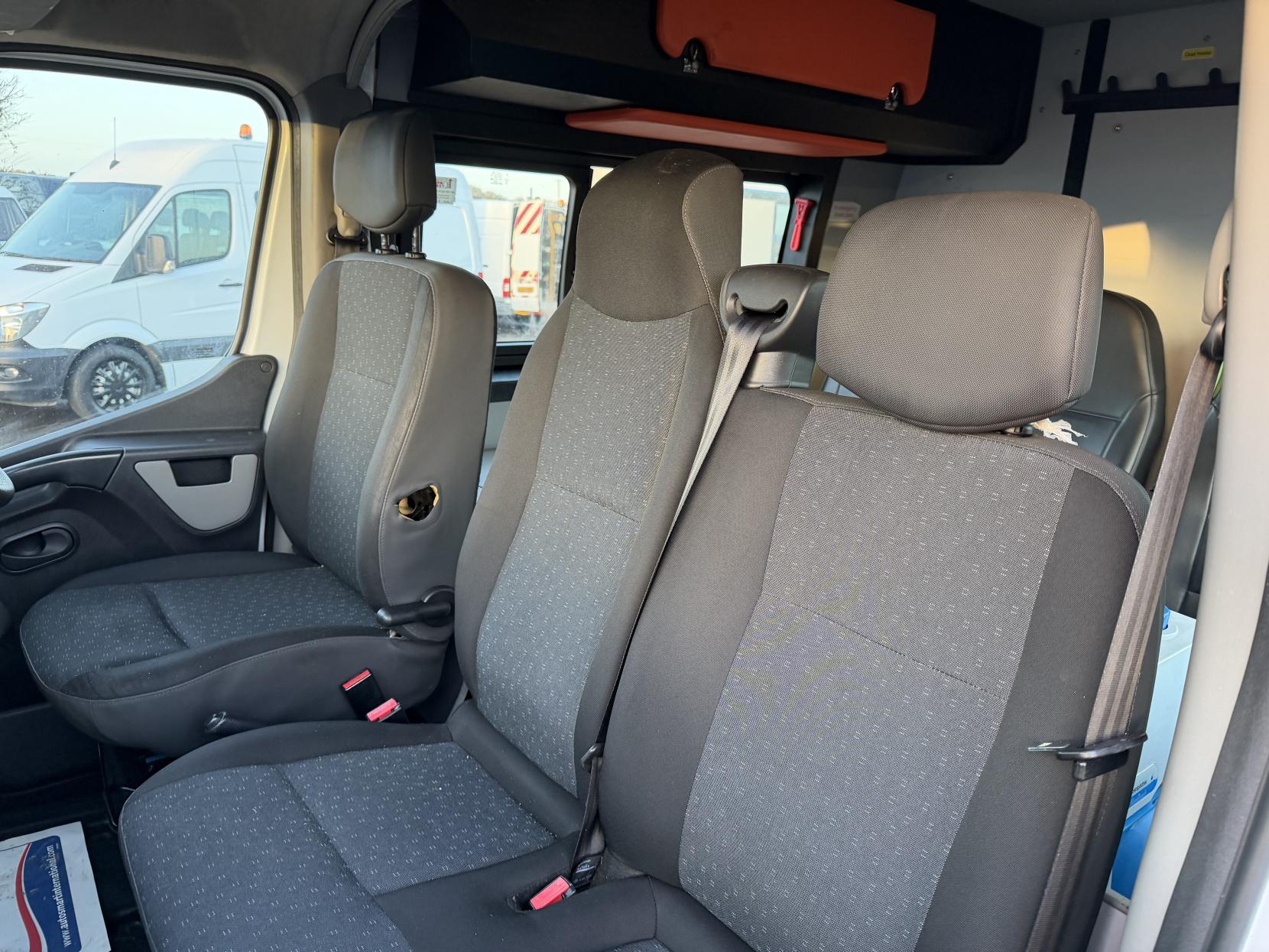 Vauxhall Movano 2.3 CDTi 3500 Panel Van 5dr Diesel Manual FWD L2 H2 Euro 6 (130 ps)