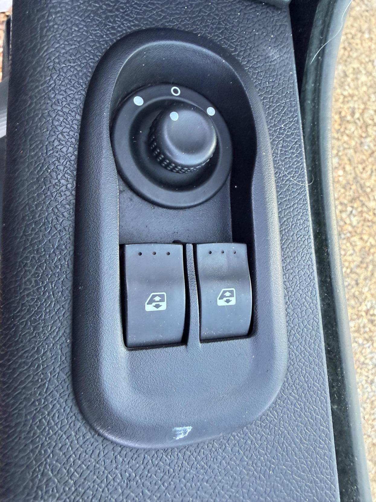 Vauxhall Movano 2.3 CDTi 3500 Panel Van 5dr Diesel Manual FWD L2 H2 Euro 6 (130 ps)