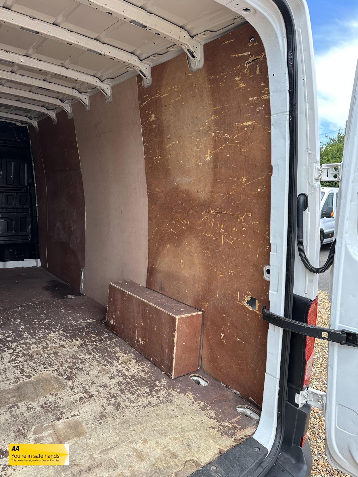 Volkswagen Crafter 2.0 TDI CR35 Startline Panel Van 5dr Diesel Manual FWD LWB High Roof Euro 6 (s/s) (140 ps)