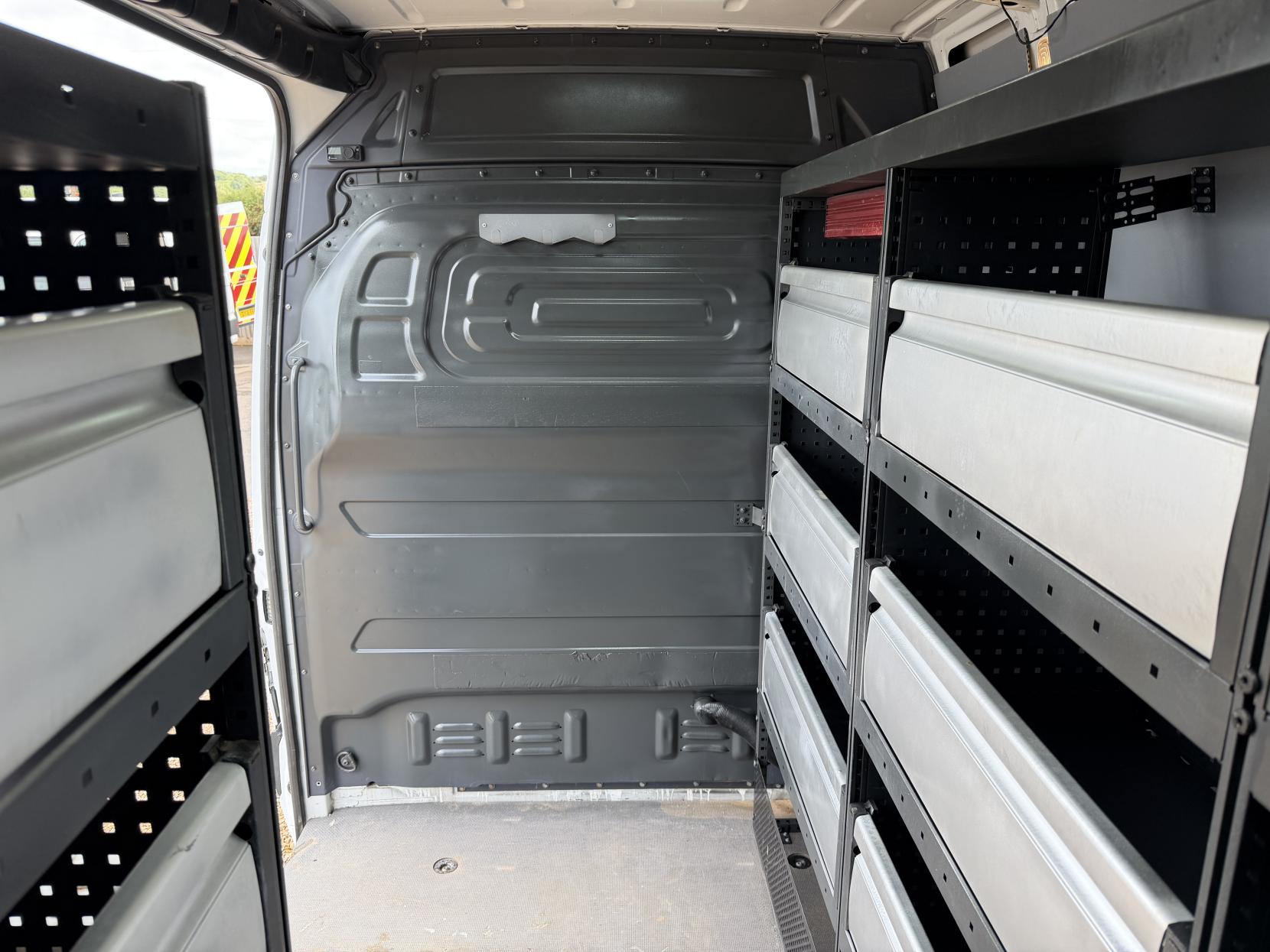 2021 Mercedes-Benz Sprinter 2.1 314 CDI Progressive Panel Van 5dr Diesel Manual FWD L2 H2 Euro 6 (s/s) (143 ps) - Thumbnail 37