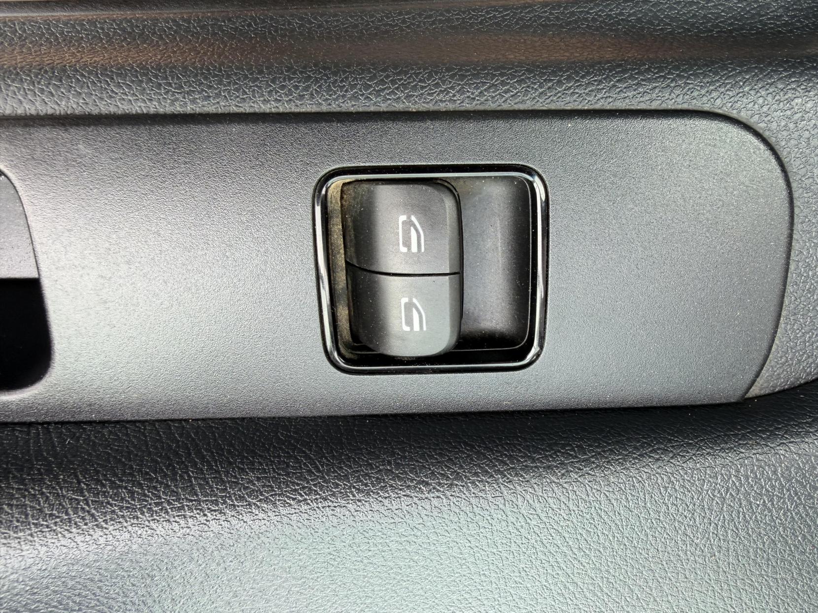 2021 Mercedes-Benz Sprinter 2.1 314 CDI Progressive Panel Van 5dr Diesel Manual FWD L2 H2 Euro 6 (s/s) (143 ps) - Thumbnail 26