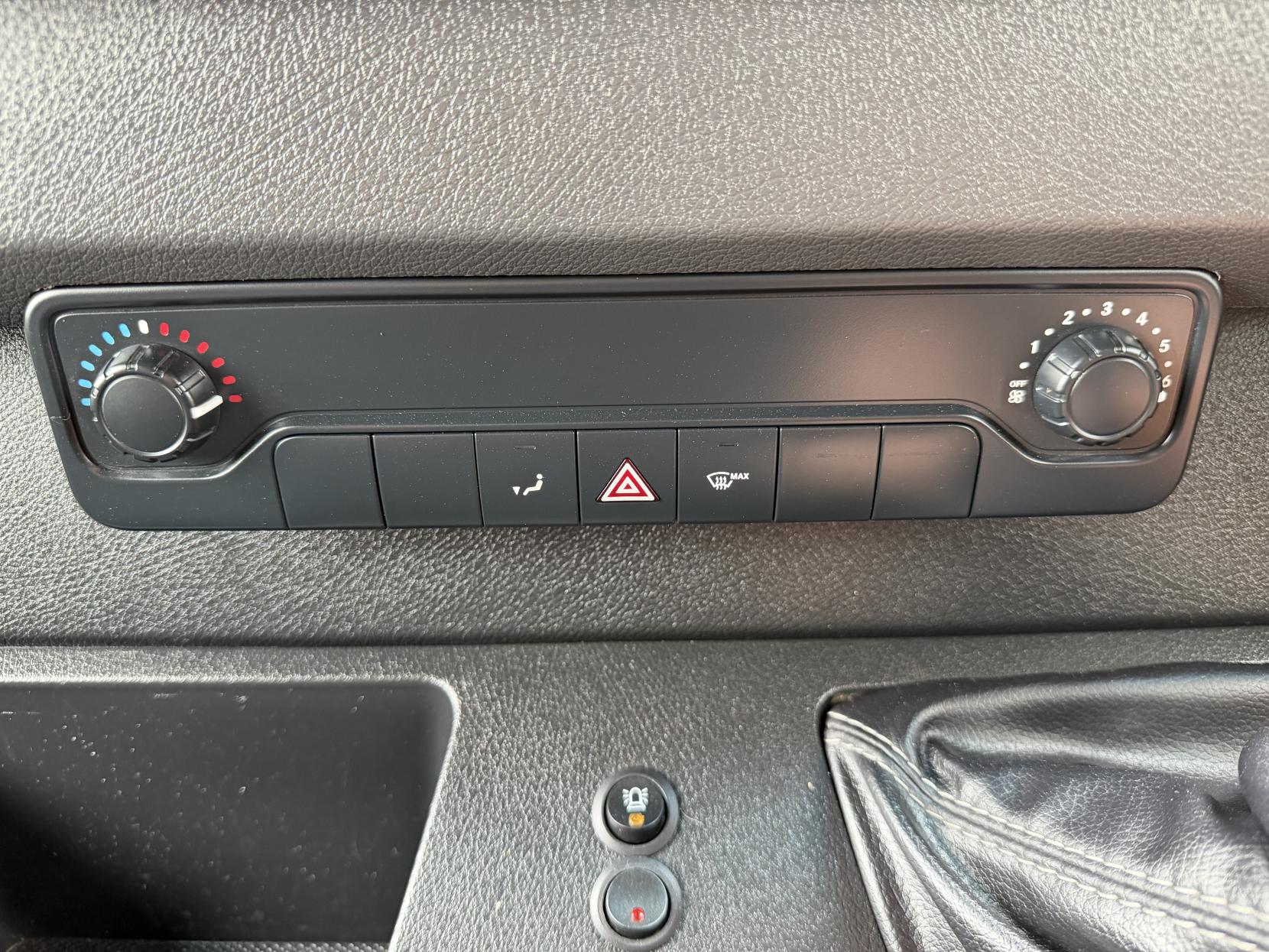 2021 Mercedes-Benz Sprinter 2.1 314 CDI Progressive Panel Van 5dr Diesel Manual FWD L2 H2 Euro 6 (s/s) (143 ps) - Thumbnail 23