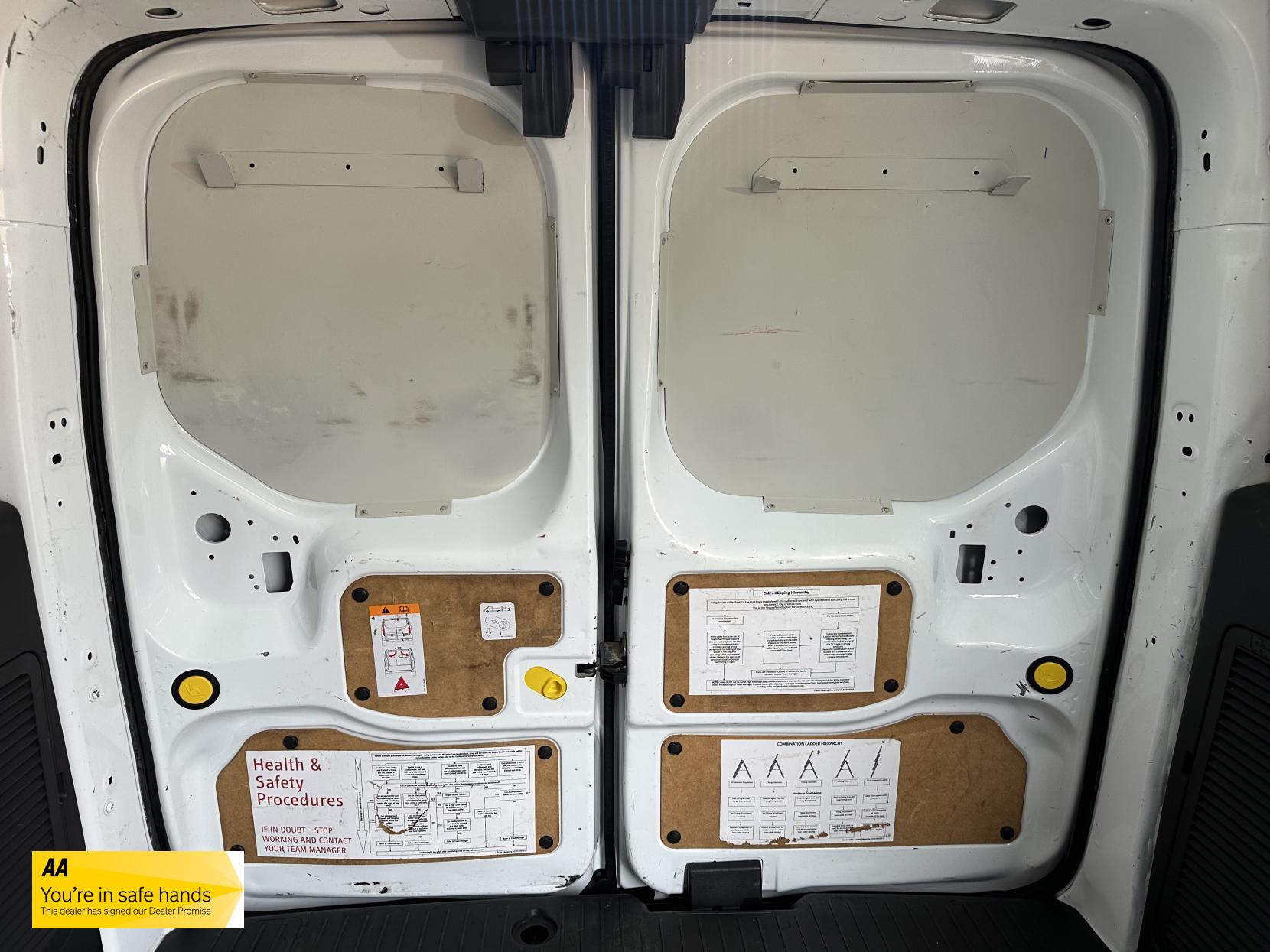 Ford Transit Connect 1.5 TDCi 210 Trend Panel Van 5dr Diesel Manual L2 H1 (124 g/km, 99 bhp)