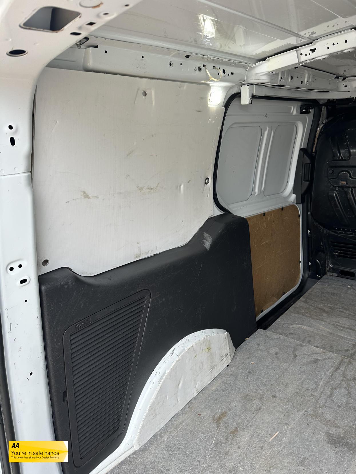 Ford Transit Connect 1.5 TDCi 210 Trend Panel Van 5dr Diesel Manual L2 H1 (124 g/km, 99 bhp)