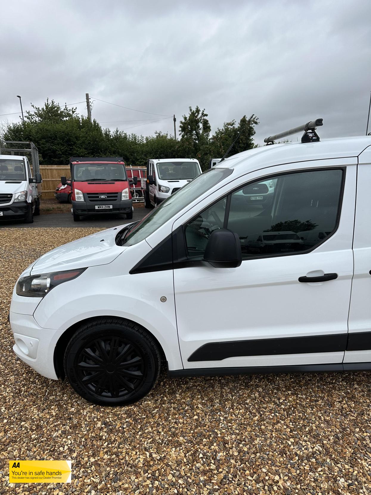 Ford Transit Connect 1.5 TDCi 210 Trend Panel Van 5dr Diesel Manual L2 H1 (124 g/km, 99 bhp)