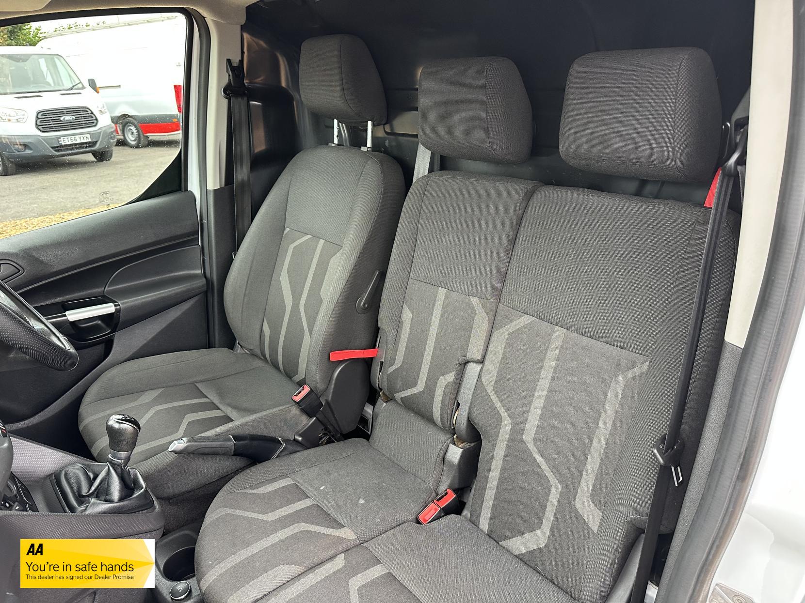 Ford Transit Connect 1.5 TDCi 210 Trend Panel Van 5dr Diesel Manual L2 H1 (124 g/km, 99 bhp)