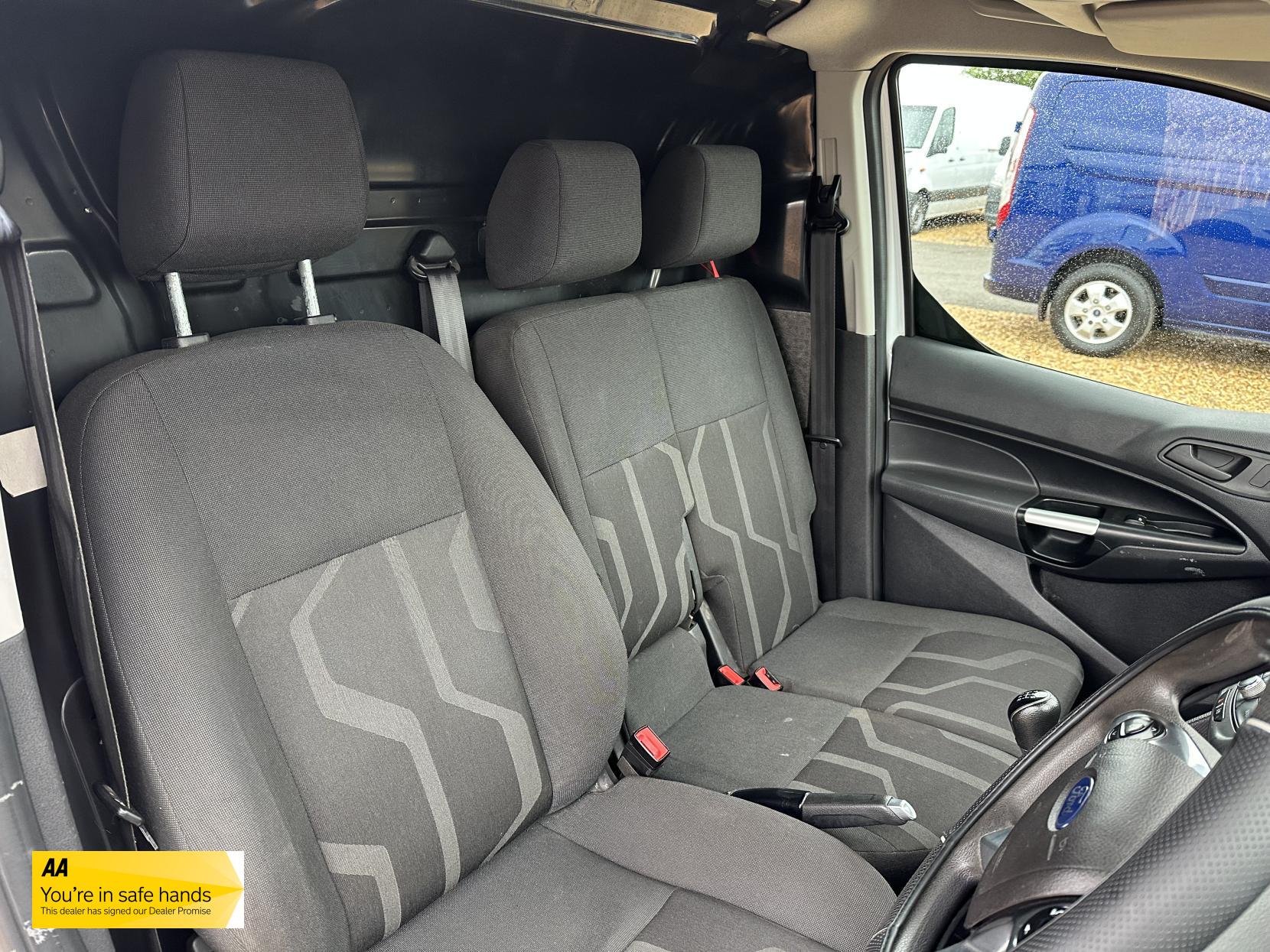 Ford Transit Connect 1.5 TDCi 210 Trend Panel Van 5dr Diesel Manual L2 H1 (124 g/km, 99 bhp)
