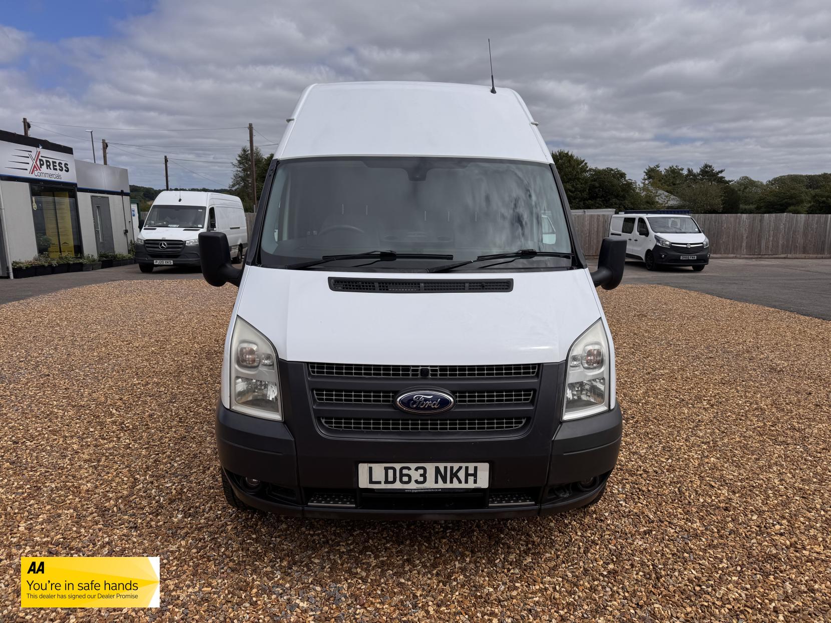 Ford Transit 2.2 TDCi 350 Panel Van 3dr Diesel Manual RWD L3 H3 (224 g/km, 98 bhp)