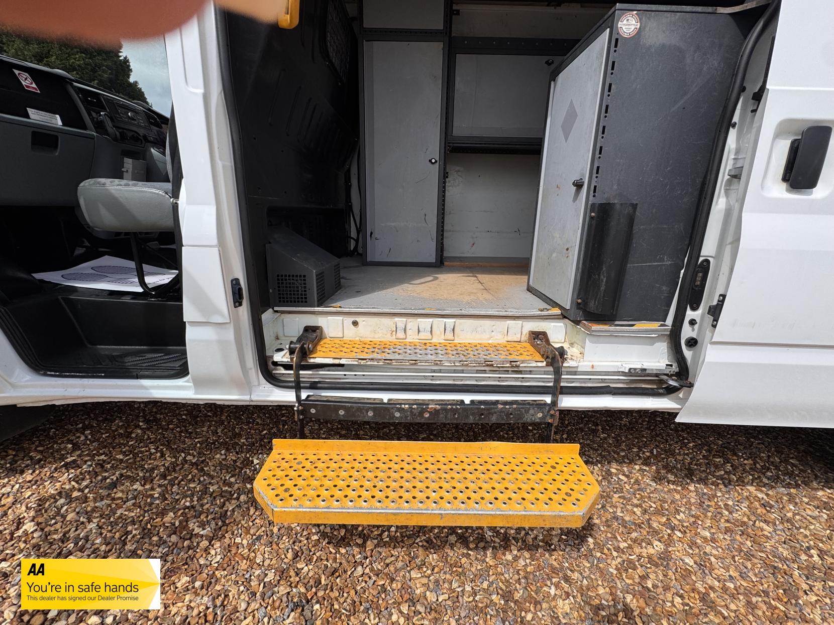 Ford Transit 2.2 TDCi 350 Panel Van 3dr Diesel Manual RWD L3 H3 (224 g/km, 98 bhp)