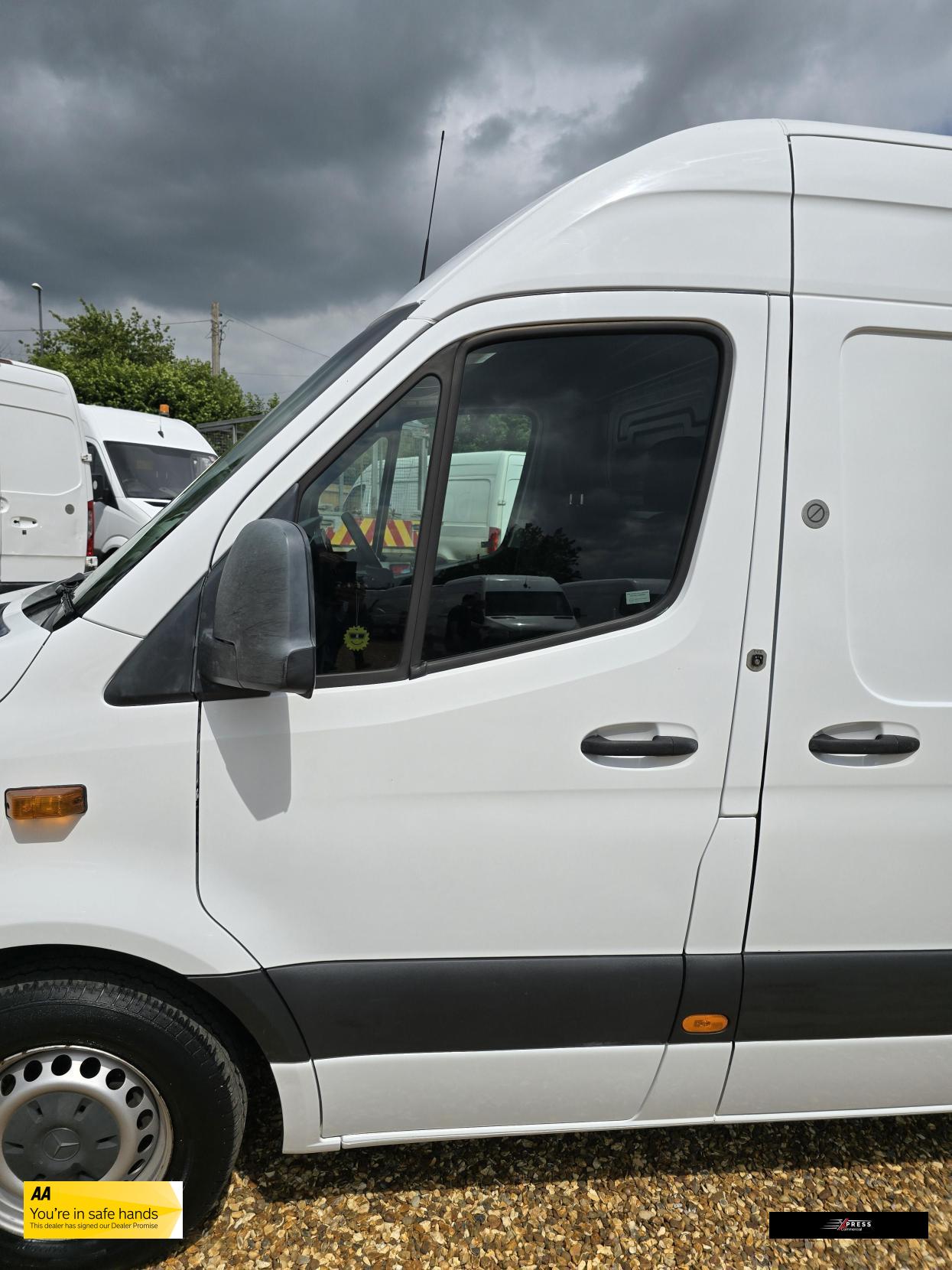 Mercedes-Benz Sprinter Sprinter 2.1 311 CDI Panel Van 5dr Diesel Manual RWD L3 H2 Euro 6 (114 ps)
