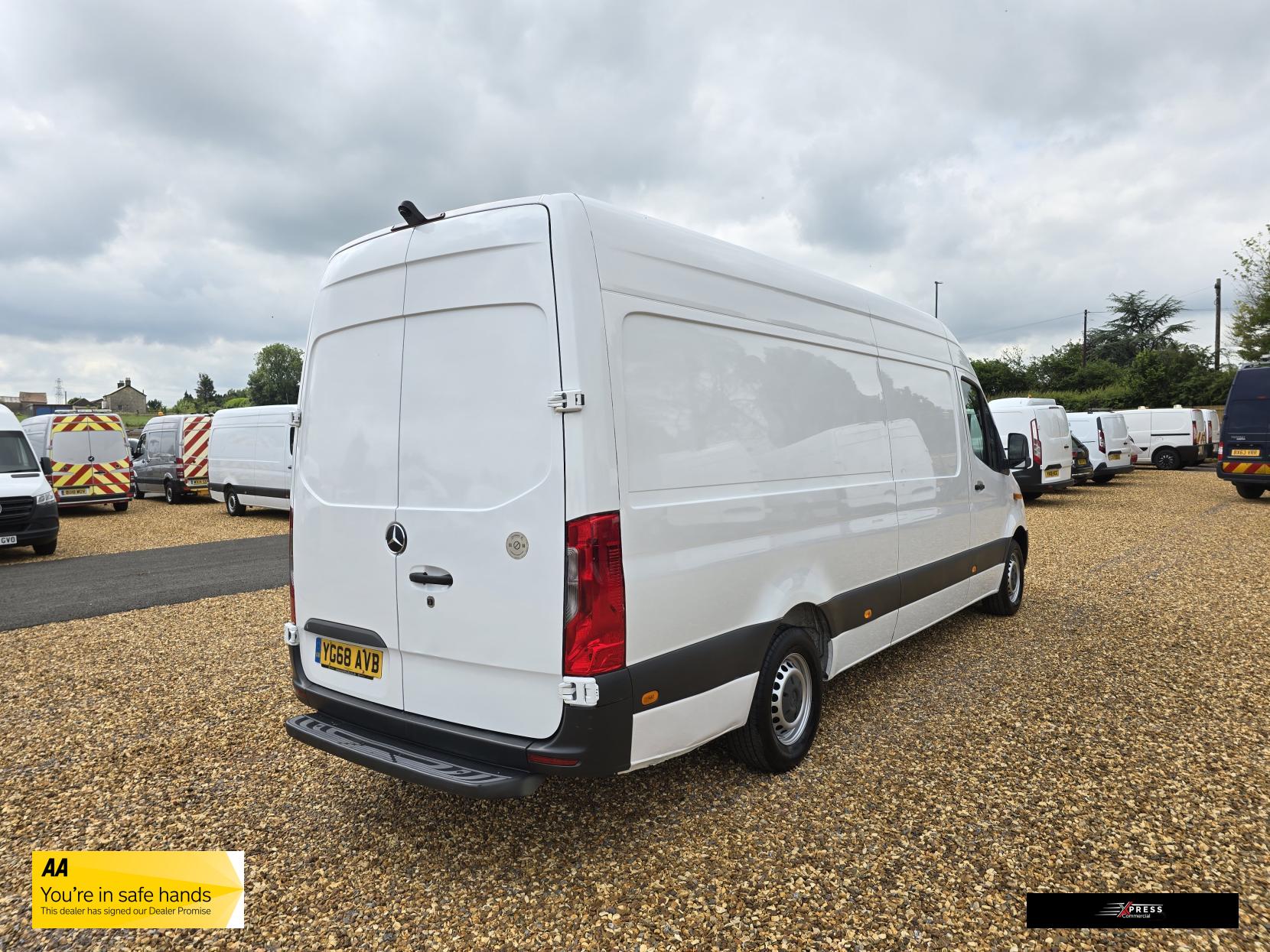 Mercedes-Benz Sprinter Sprinter 2.1 311 CDI Panel Van 5dr Diesel Manual RWD L3 H2 Euro 6 (114 ps)