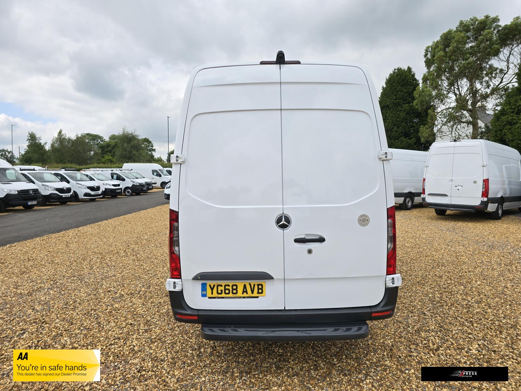 Mercedes-Benz Sprinter Sprinter 2.1 311 CDI Panel Van 5dr Diesel Manual RWD L3 H2 Euro 6 (114 ps)