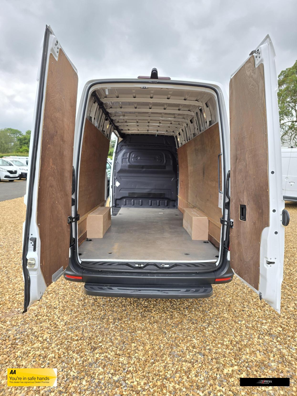 Mercedes-Benz Sprinter Sprinter 2.1 311 CDI Panel Van 5dr Diesel Manual RWD L3 H2 Euro 6 (114 ps)