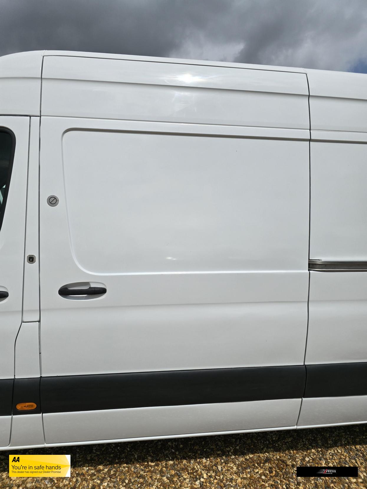 Mercedes-Benz Sprinter Sprinter 2.1 311 CDI Panel Van 5dr Diesel Manual RWD L3 H2 Euro 6 (114 ps)