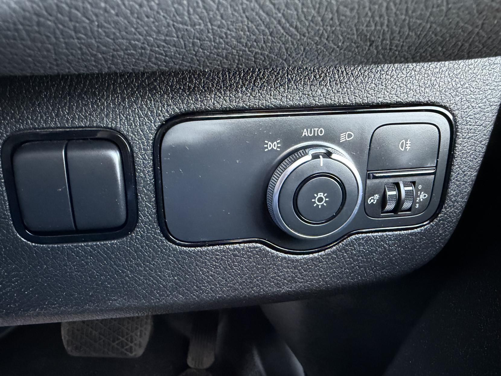 Mercedes-Benz Sprinter 2.0 Progressive Panel Van LCV (2018 - )