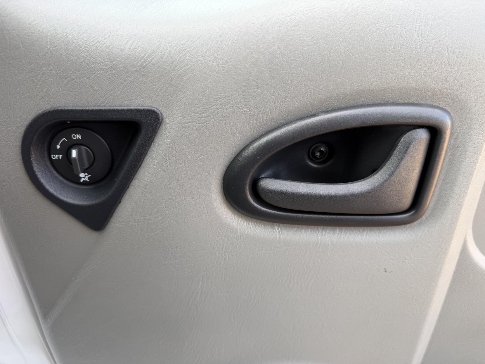 2014 Vauxhall Vivaro 2.0 2900 CDTi ecoFLEX Panel Van 4dr Diesel Manual FWD L1 (185 g/km, 113 bhp) - Thumbnail 19