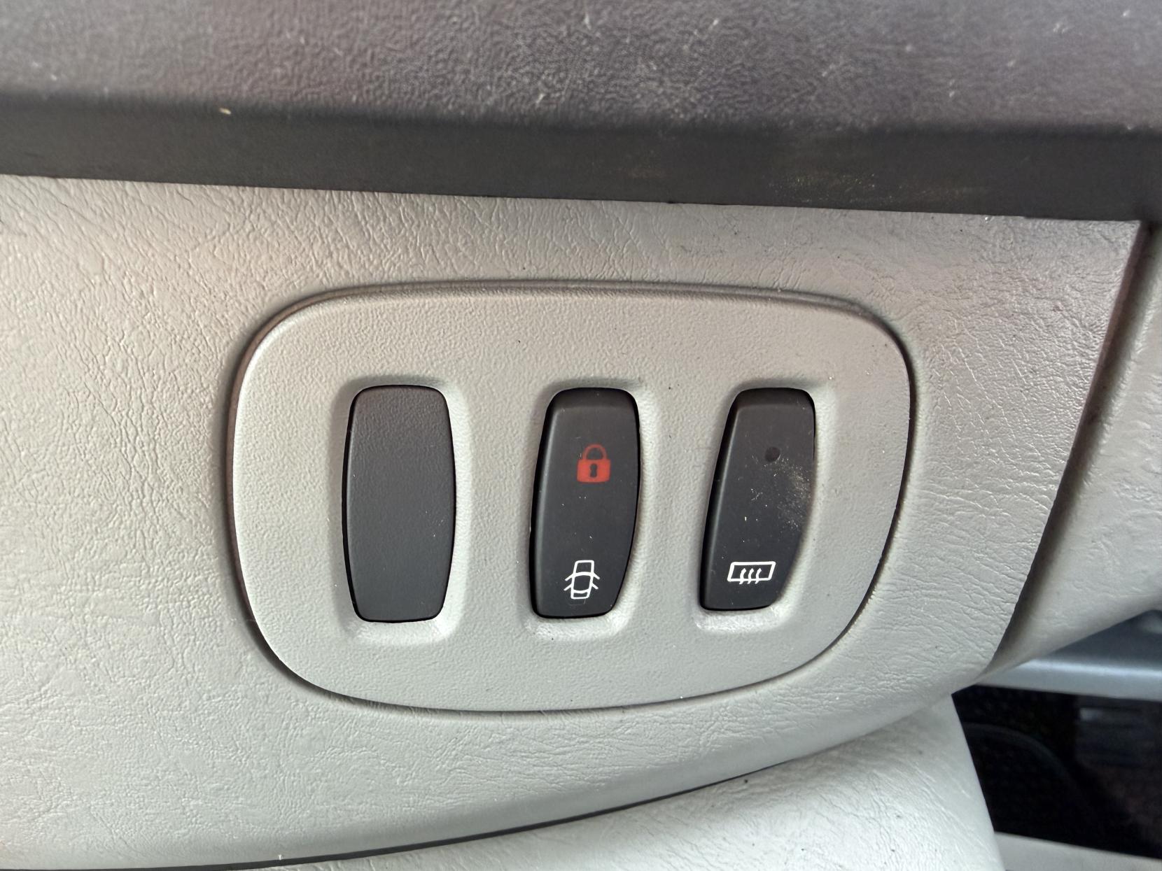 2014 Vauxhall Vivaro 2.0 2900 CDTi ecoFLEX Panel Van 4dr Diesel Manual FWD L1 (185 g/km, 113 bhp) - Thumbnail 21
