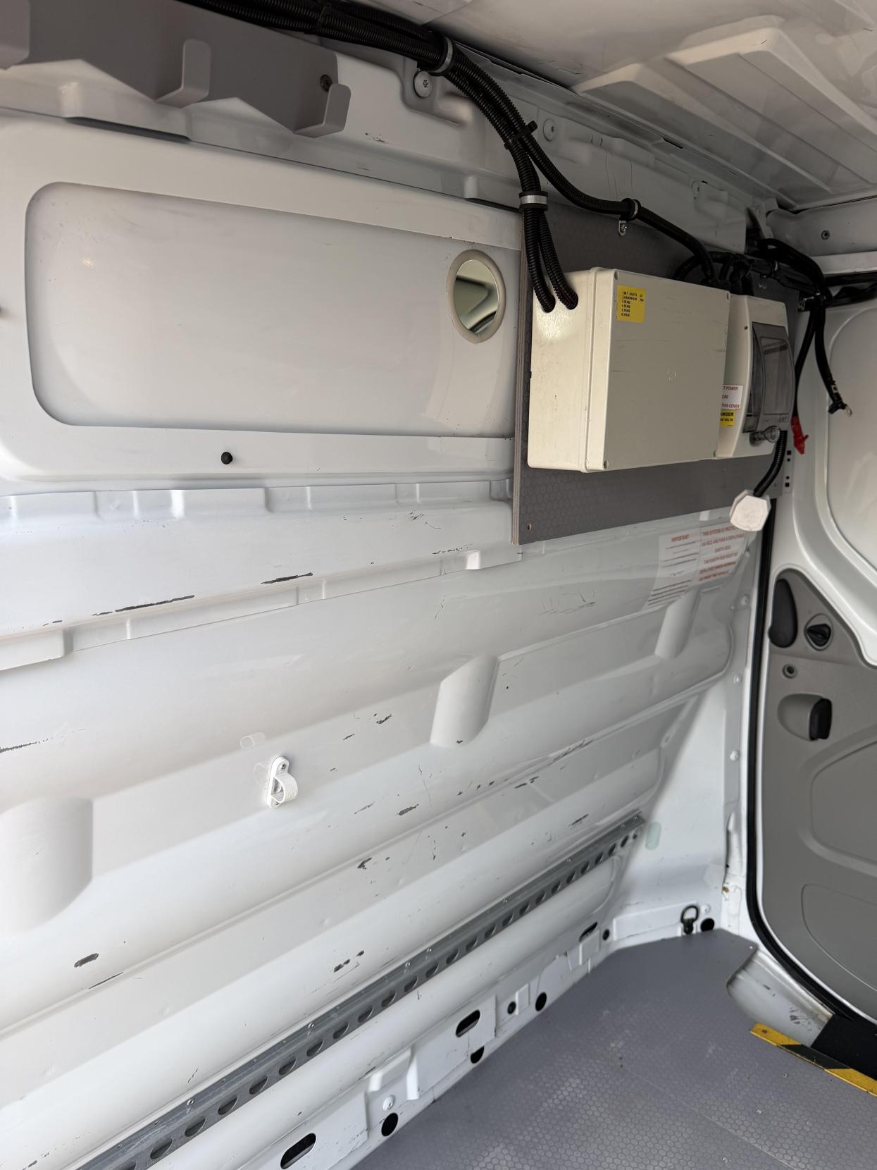 2014 Vauxhall Vivaro 2.0 2900 CDTi ecoFLEX Panel Van 4dr Diesel Manual FWD L1 (185 g/km, 113 bhp) - Thumbnail 29