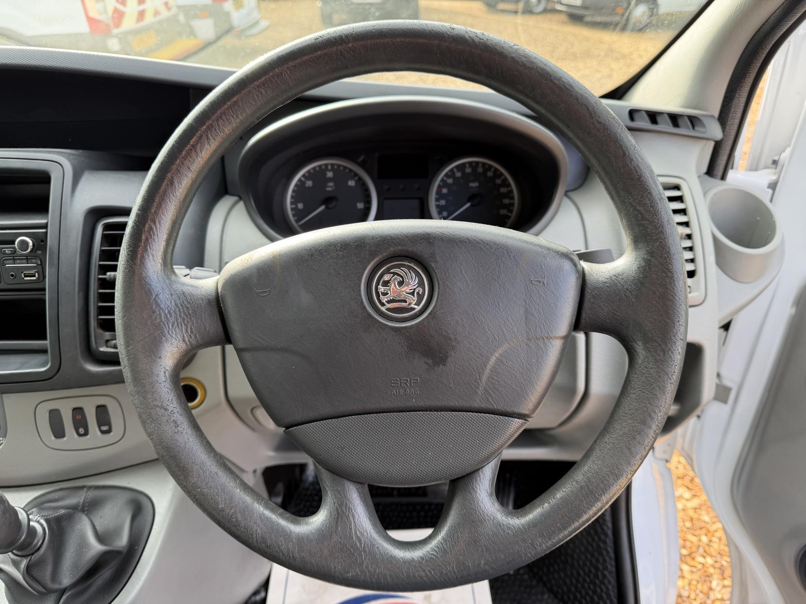 2014 Vauxhall Vivaro 2.0 2900 CDTi ecoFLEX Panel Van 4dr Diesel Manual FWD L1 (185 g/km, 113 bhp) - Thumbnail 18