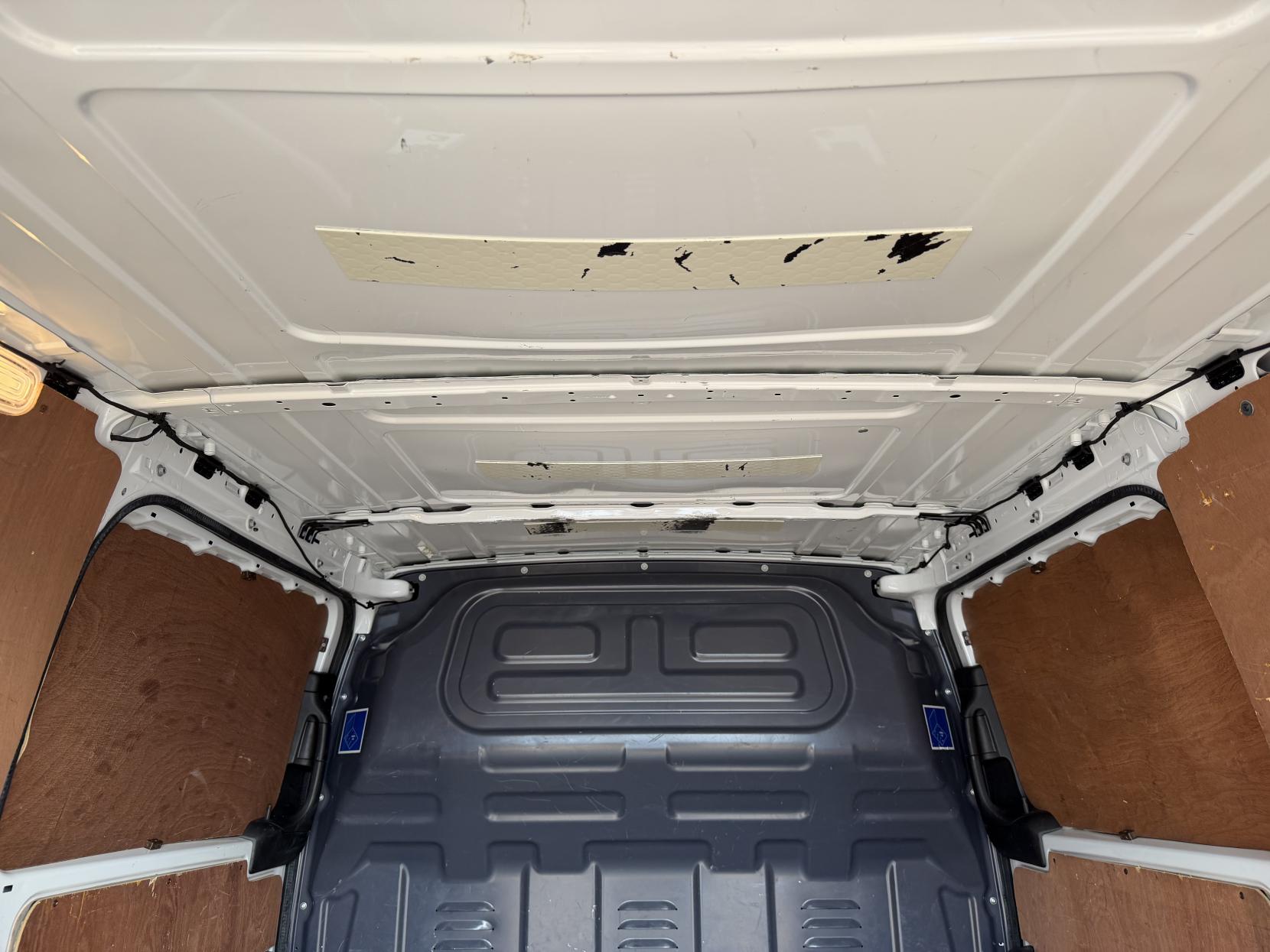 2019 Mercedes-Benz Vito 2.1 114 CDI BlueTEC Panel Van 5dr Diesel Manual RWD L1 Euro 6 (s/s) (136 ps) - Thumbnail 40