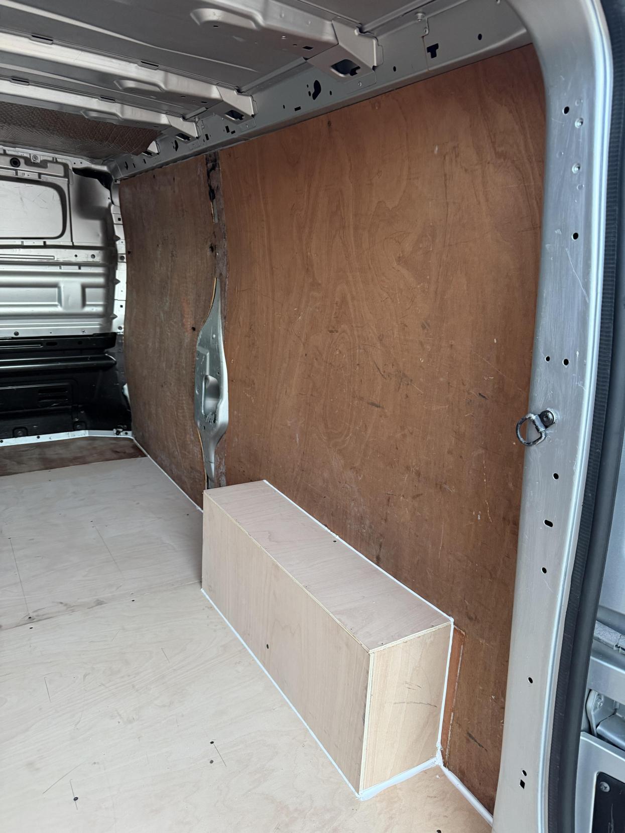 Vauxhall Vivaro 1.6 CDTi 2900 BiTurbo ecoTEC Sportive Panel Van 5dr Diesel Manual L2 H1 Euro 6 (s/s) (125 ps)