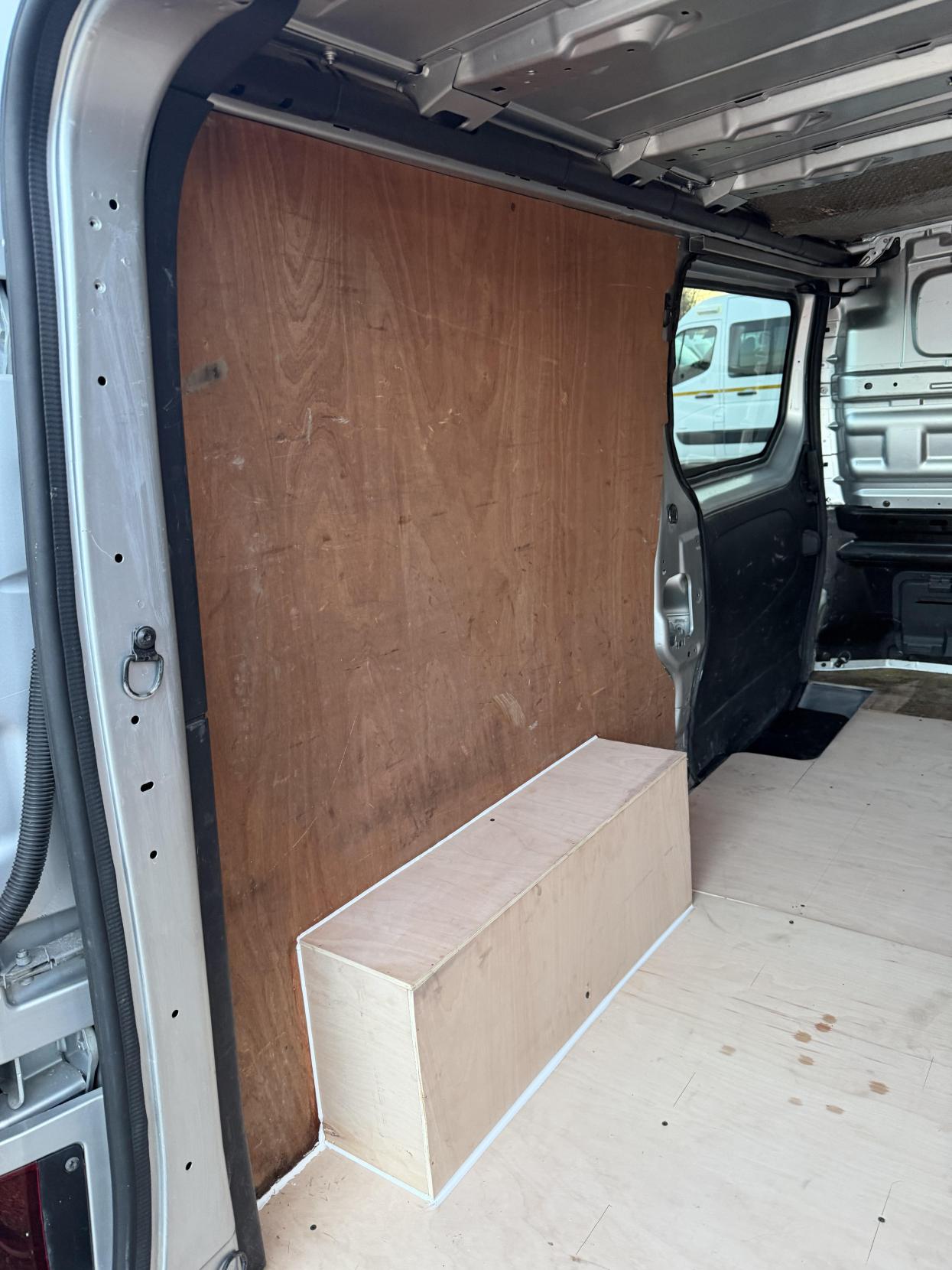 Vauxhall Vivaro 1.6 CDTi 2900 BiTurbo ecoTEC Sportive Panel Van 5dr Diesel Manual L2 H1 Euro 6 (s/s) (125 ps)