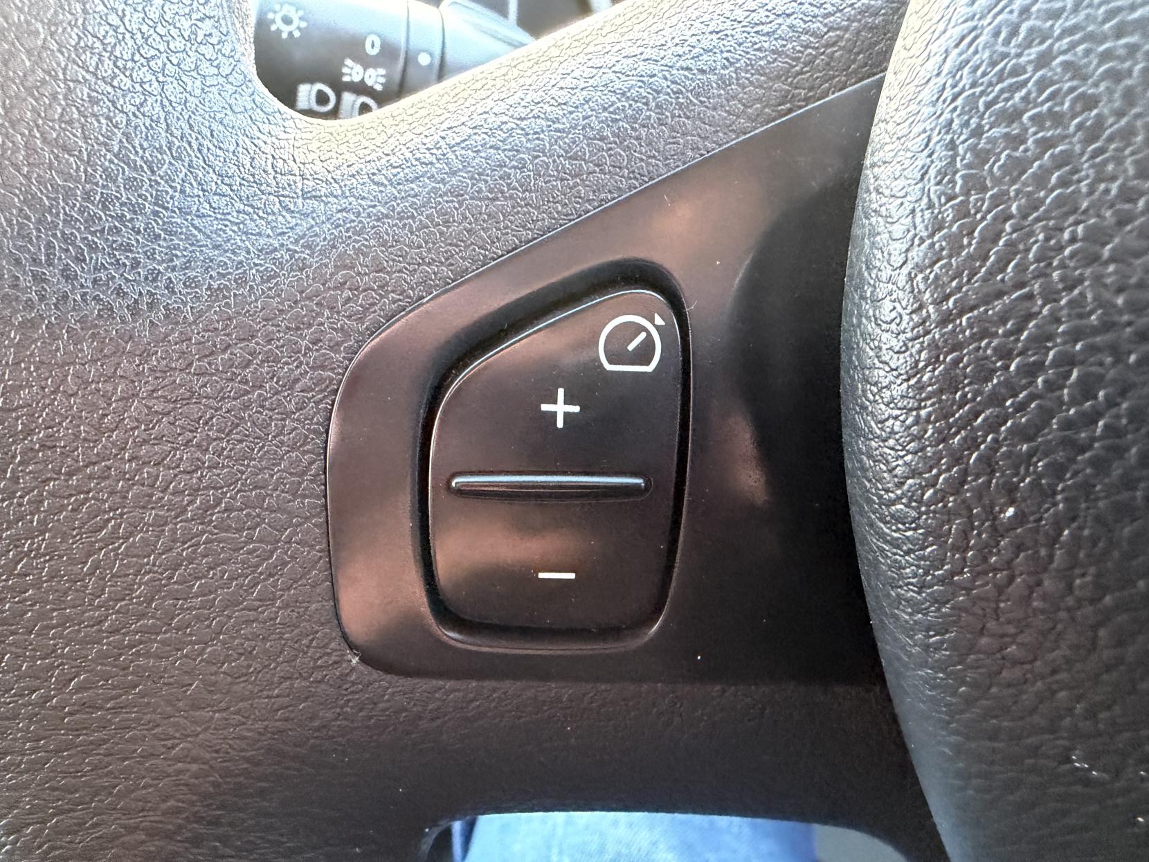 Vauxhall Vivaro 1.6 CDTi 2900 BiTurbo ecoTEC Sportive Panel Van 5dr Diesel Manual L2 H1 Euro 6 (s/s) (125 ps)