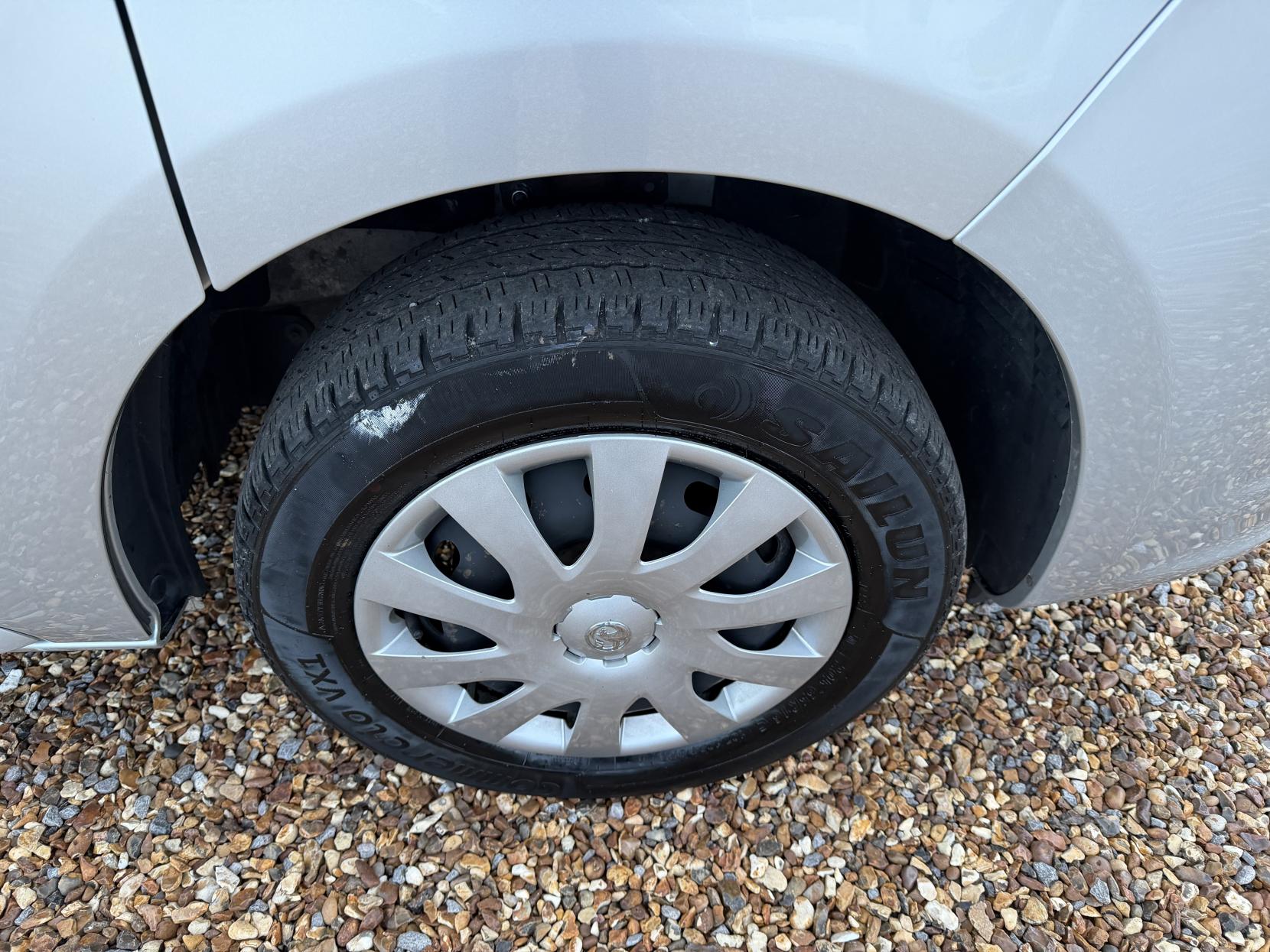 Vauxhall Vivaro 1.6 CDTi 2900 BiTurbo ecoTEC Sportive Panel Van 5dr Diesel Manual L2 H1 Euro 6 (s/s) (125 ps)