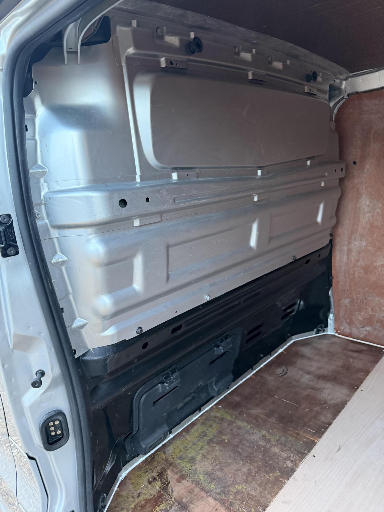 Vauxhall Vivaro 1.6 CDTi 2900 BiTurbo ecoTEC Sportive Panel Van 5dr Diesel Manual L2 H1 Euro 6 (s/s) (125 ps)