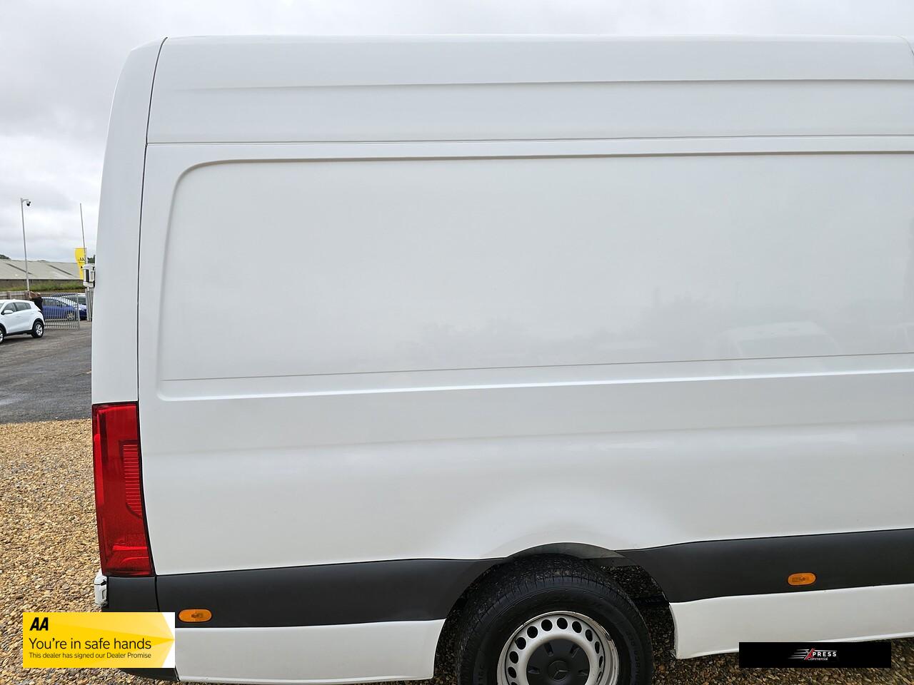 Mercedes-Benz Sprinter 2.1 311 CDI Panel Van 5dr Diesel Manual RWD L3 H2 Euro 6 (114 ps)