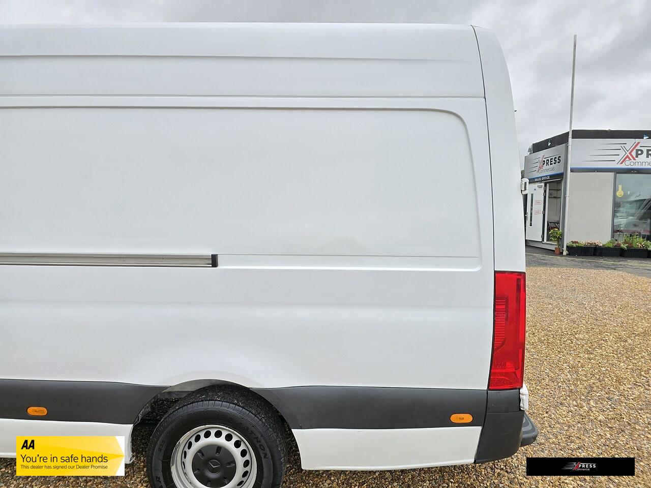 Mercedes-Benz Sprinter 2.1 311 CDI Panel Van 5dr Diesel Manual RWD L3 H2 Euro 6 (114 ps)