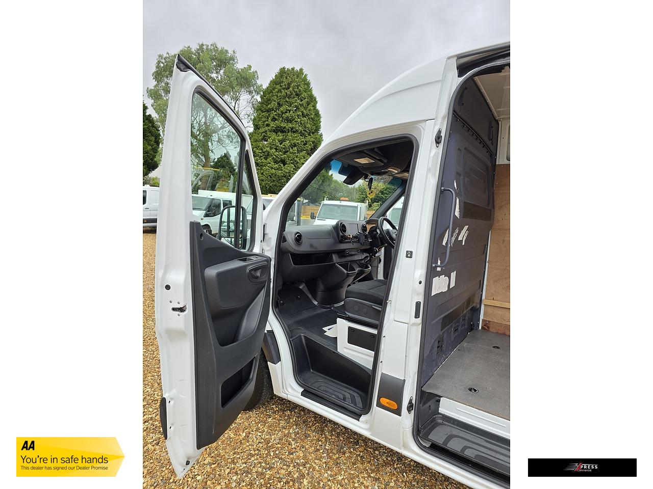 Mercedes-Benz Sprinter 2.1 311 CDI Panel Van 5dr Diesel Manual RWD L3 H2 Euro 6 (114 ps)