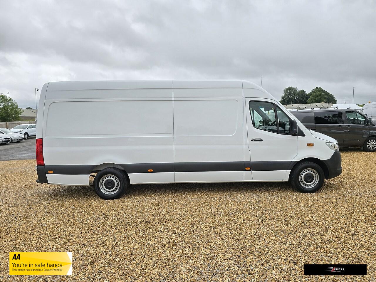 Mercedes-Benz Sprinter 2.1 311 CDI Panel Van 5dr Diesel Manual RWD L3 H2 Euro 6 (114 ps)