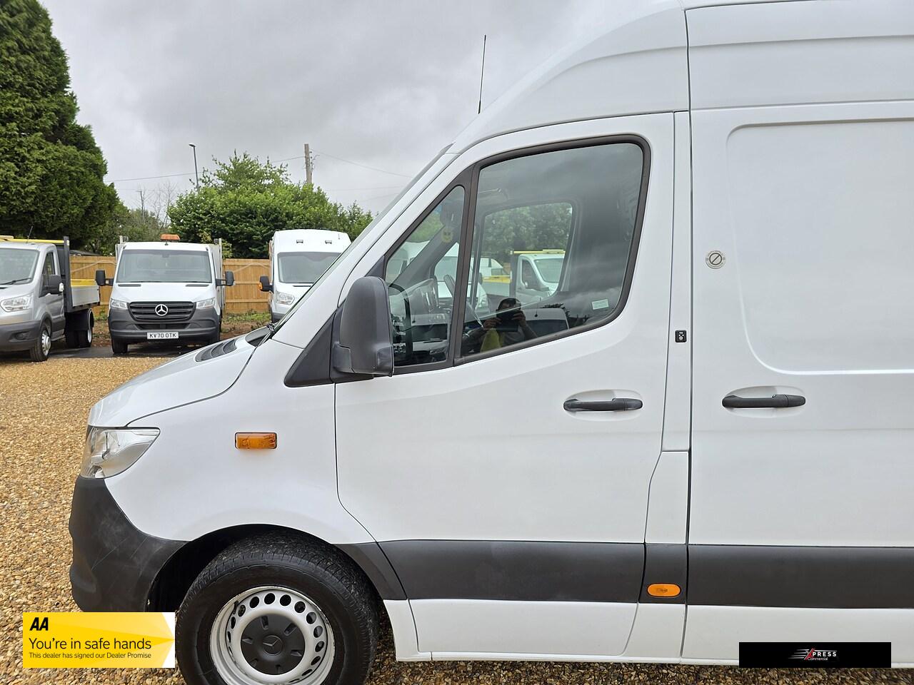 Mercedes-Benz Sprinter 2.1 311 CDI Panel Van 5dr Diesel Manual RWD L3 H2 Euro 6 (114 ps)