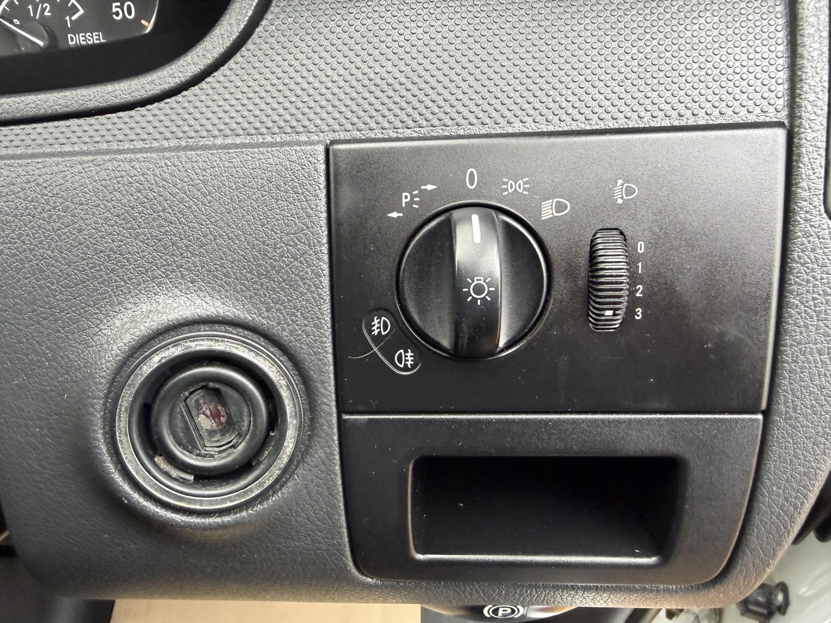 Mercedes-Benz Vito 2.1 113 CDi Panel Van 5dr Diesel Manual L1 (198 g/km, 136 bhp)