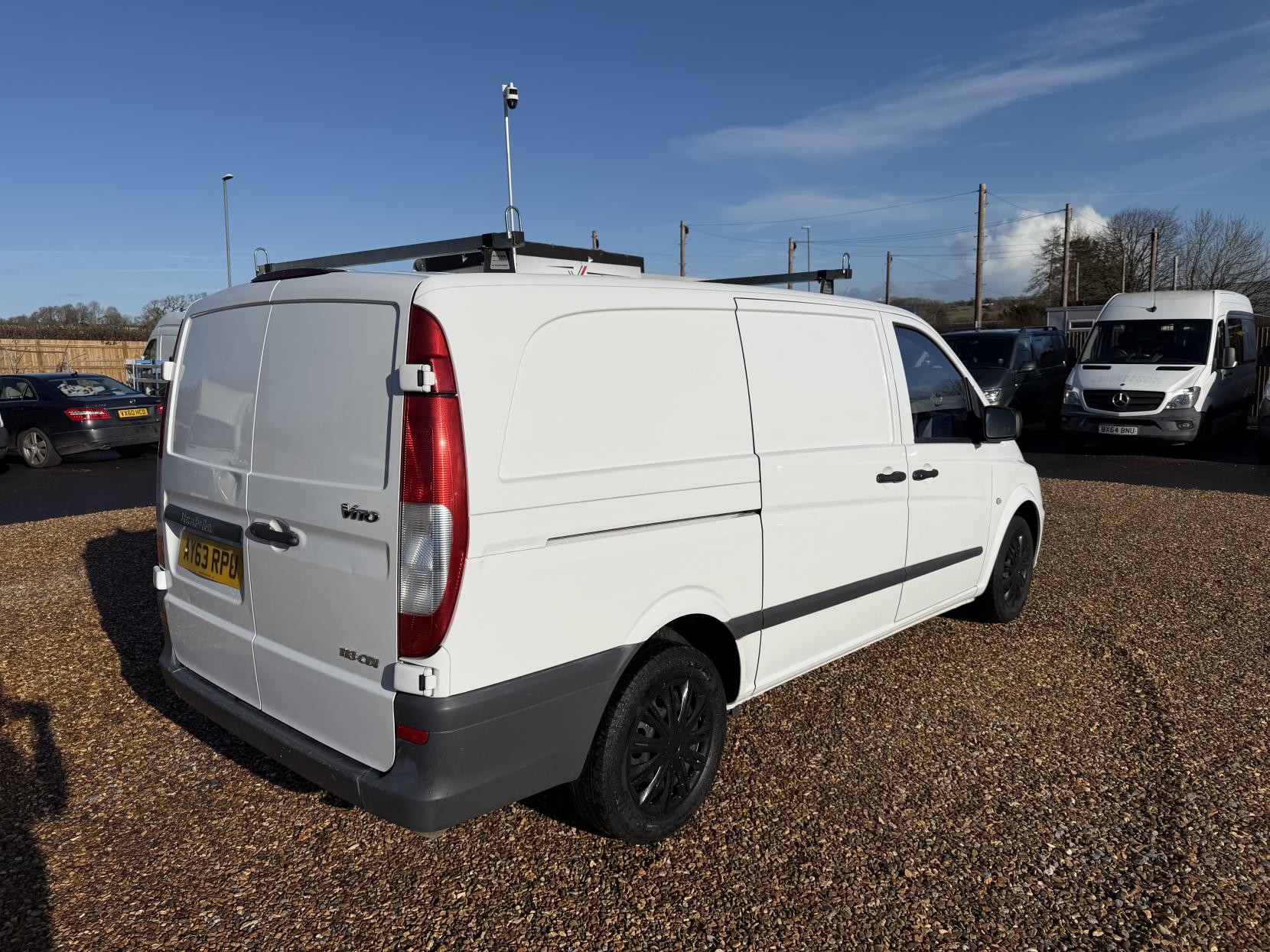 Mercedes-Benz Vito 2.1 113 CDi Panel Van 5dr Diesel Manual L1 (198 g/km, 136 bhp)