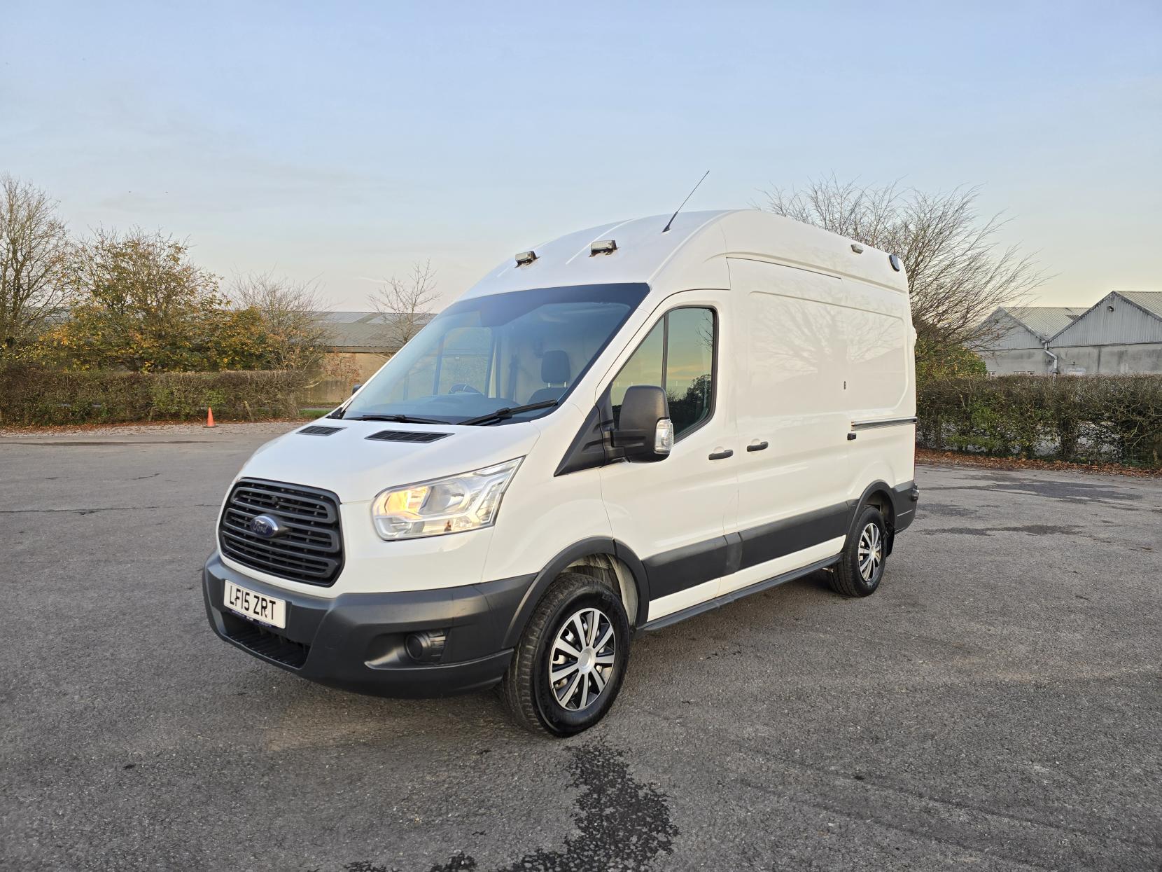 Ford Transit 2.2 TDCi 350 Panel Van 5dr Diesel Manual RWD L2 H3 Euro 5 (125 ps)