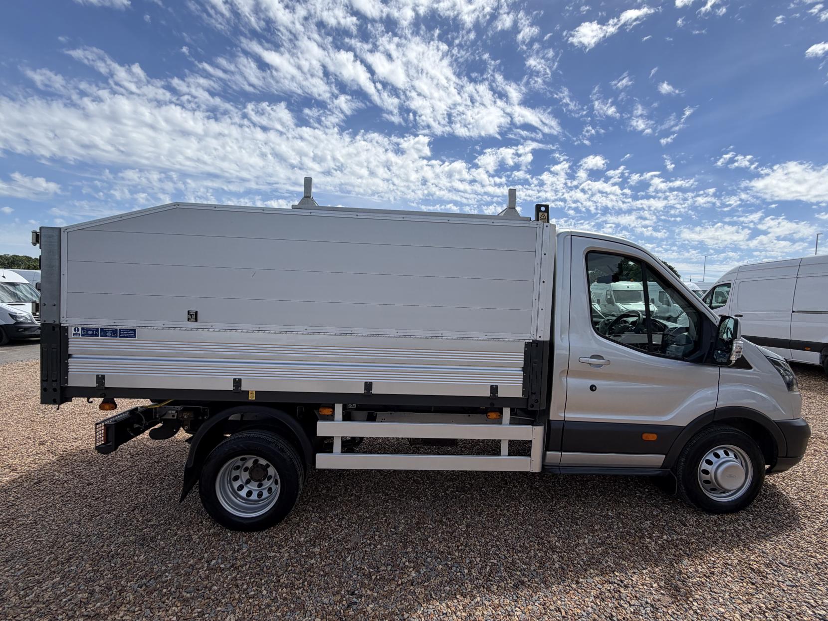 2018 Ford Transit 2.0 350 EcoBlue 1-Way Tipper 2dr Diesel Manual RWD L2 Euro 6 (s/s) (1-Stop, DRW) (170 ps) - Thumbnail 13