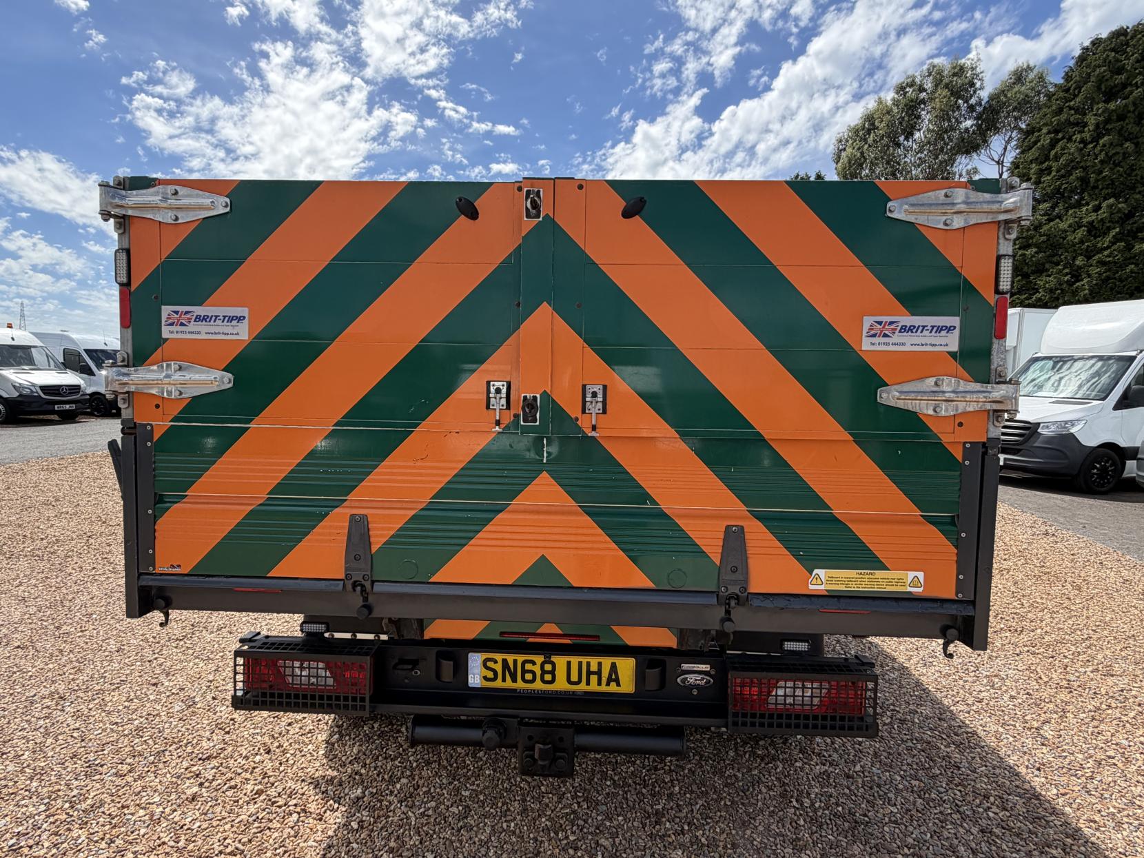 2018 Ford Transit 2.0 350 EcoBlue 1-Way Tipper 2dr Diesel Manual RWD L2 Euro 6 (s/s) (1-Stop, DRW) (170 ps) - Thumbnail 12