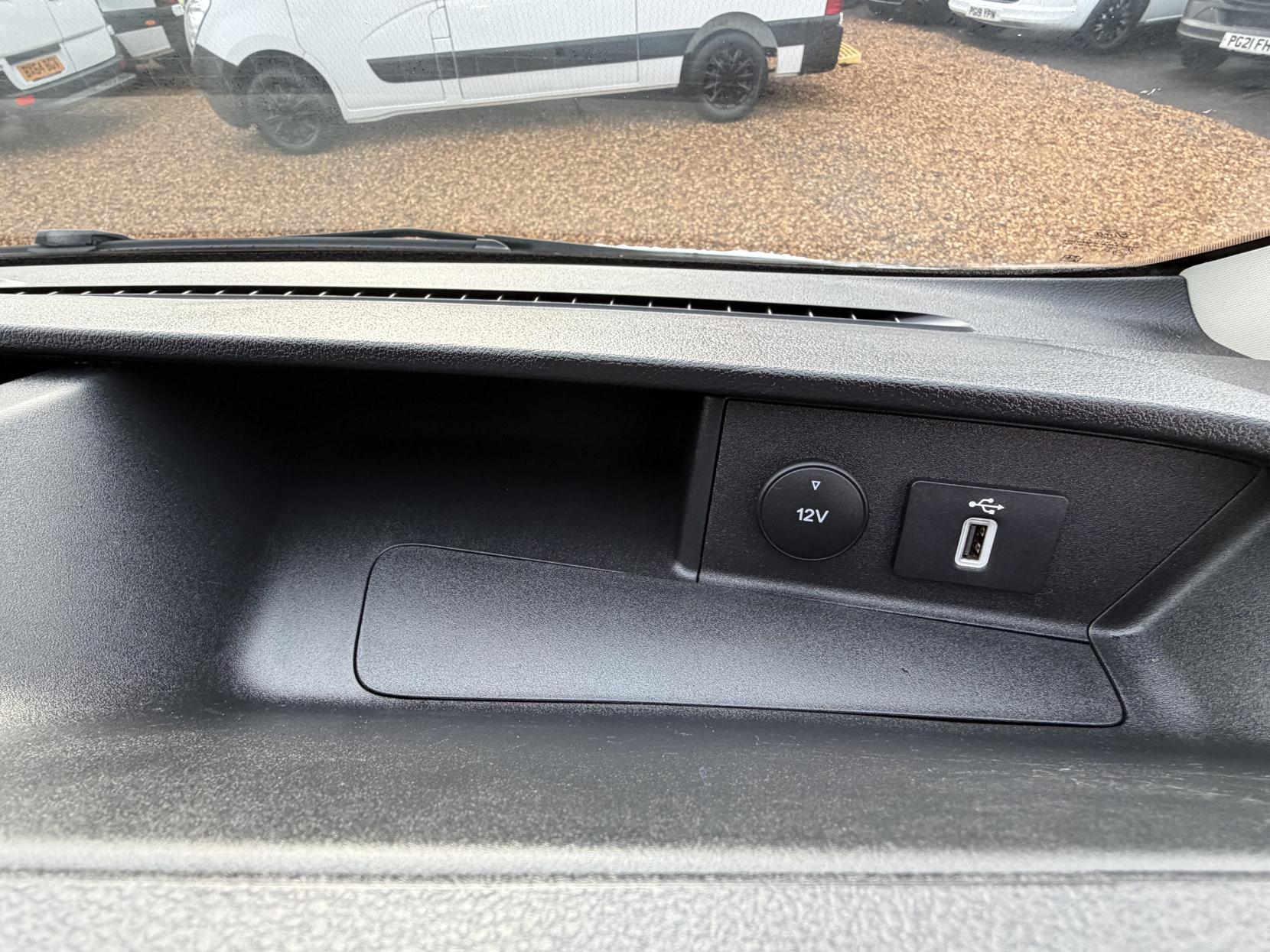 Ford Transit Custom 2.0 280 EcoBlue Limited Panel Van 5dr Diesel Auto L1 H1 Euro 6 (s/s) (130 ps)